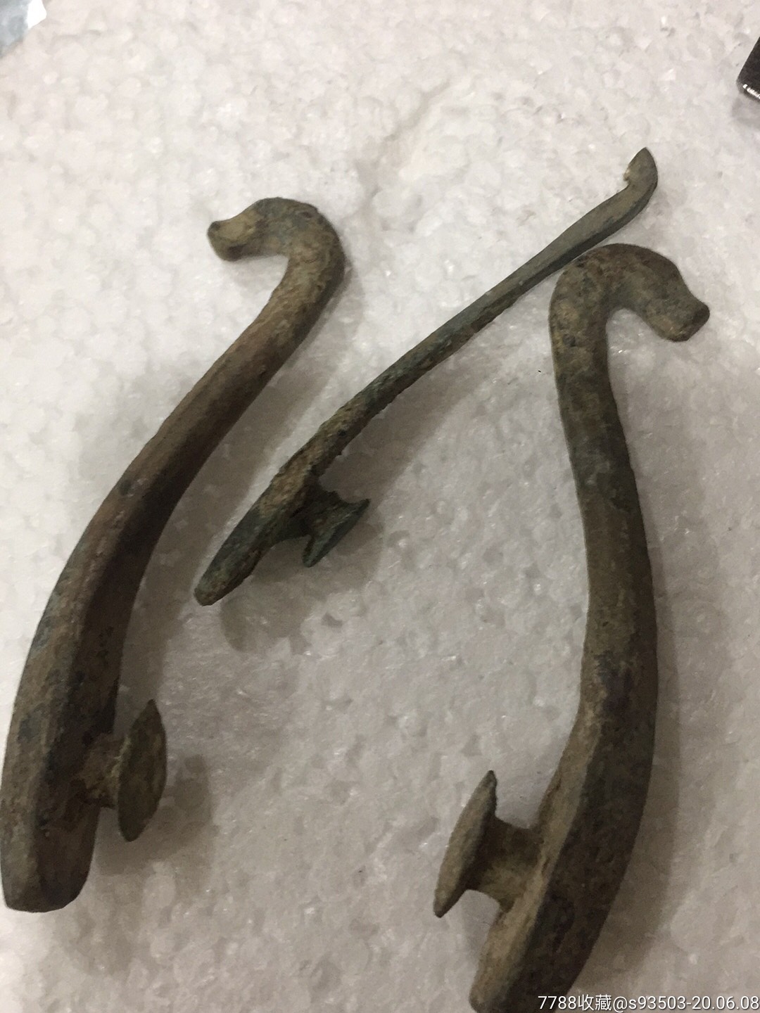 早期小铜代钩三枚