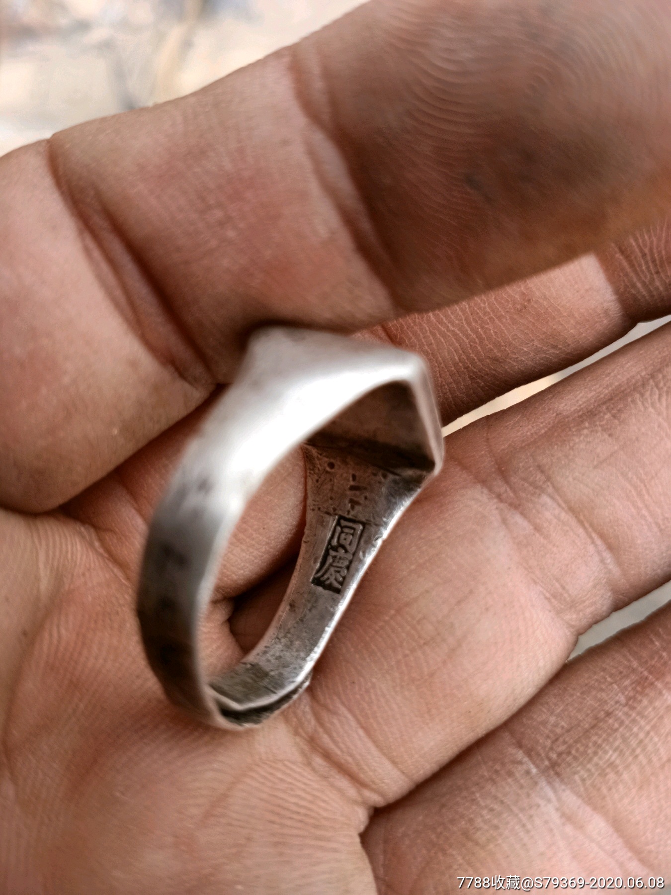 有款印章式老戒指