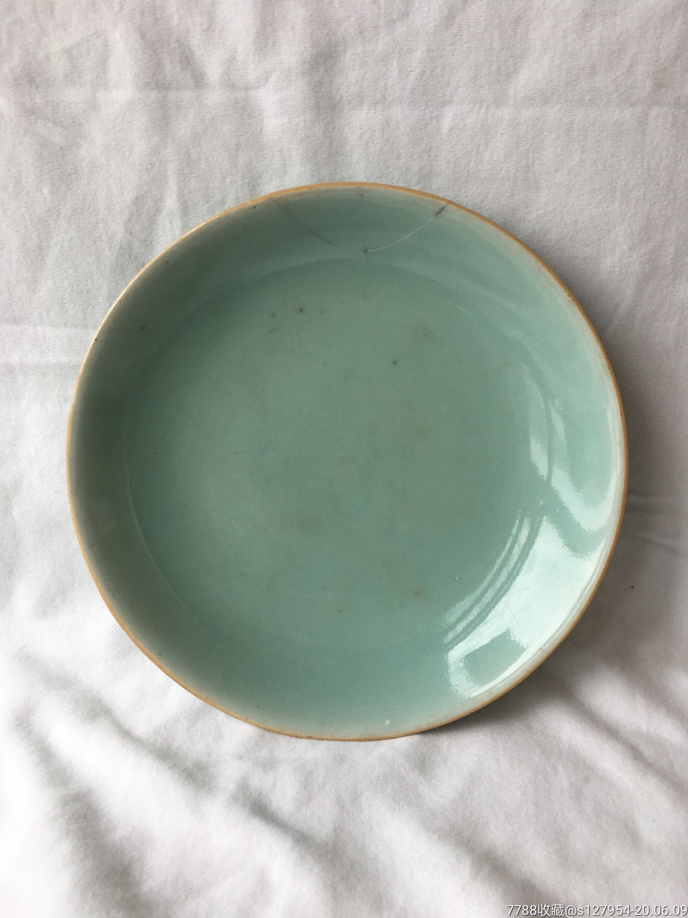 民国豆青釉大盘