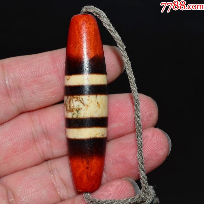 农村乡下收的明代保存完整漂亮老包浆三色玛瑙福运纹通天老天珠