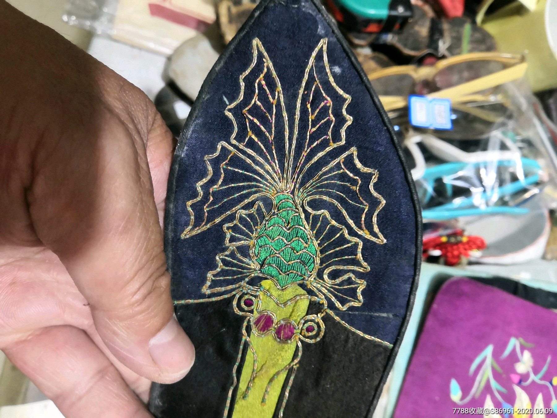 盘金线抹额金鱼