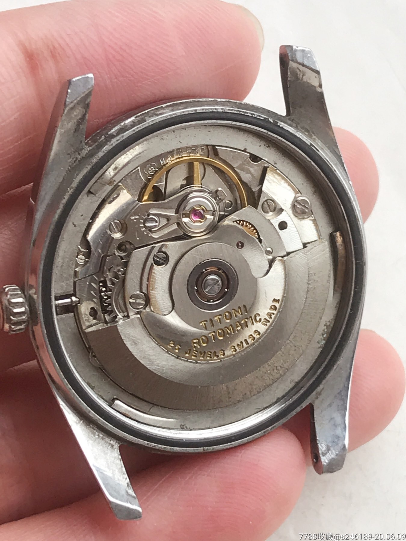 梅花搭瑞士2824机械机芯