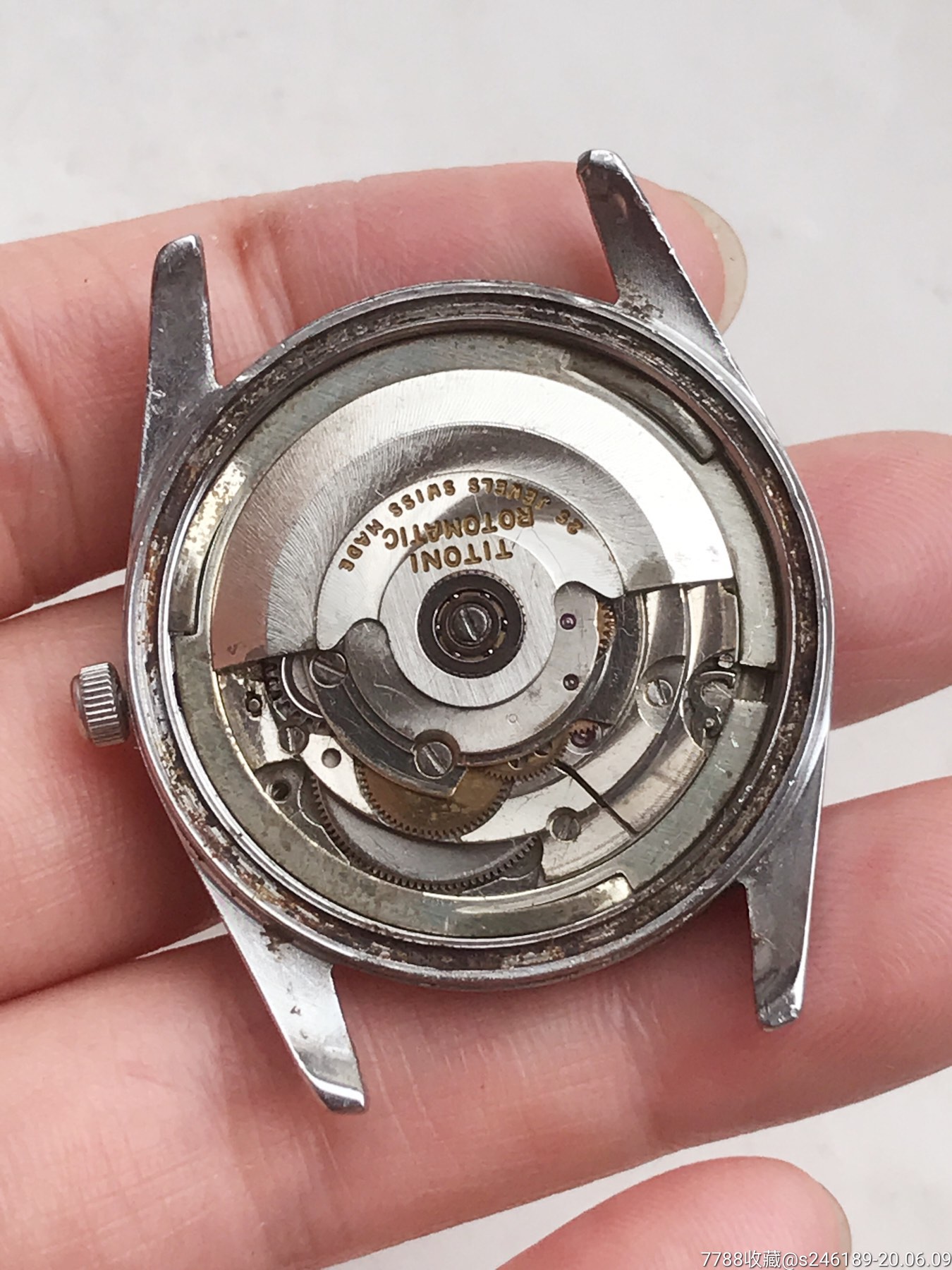 梅花搭瑞士2824机械机芯