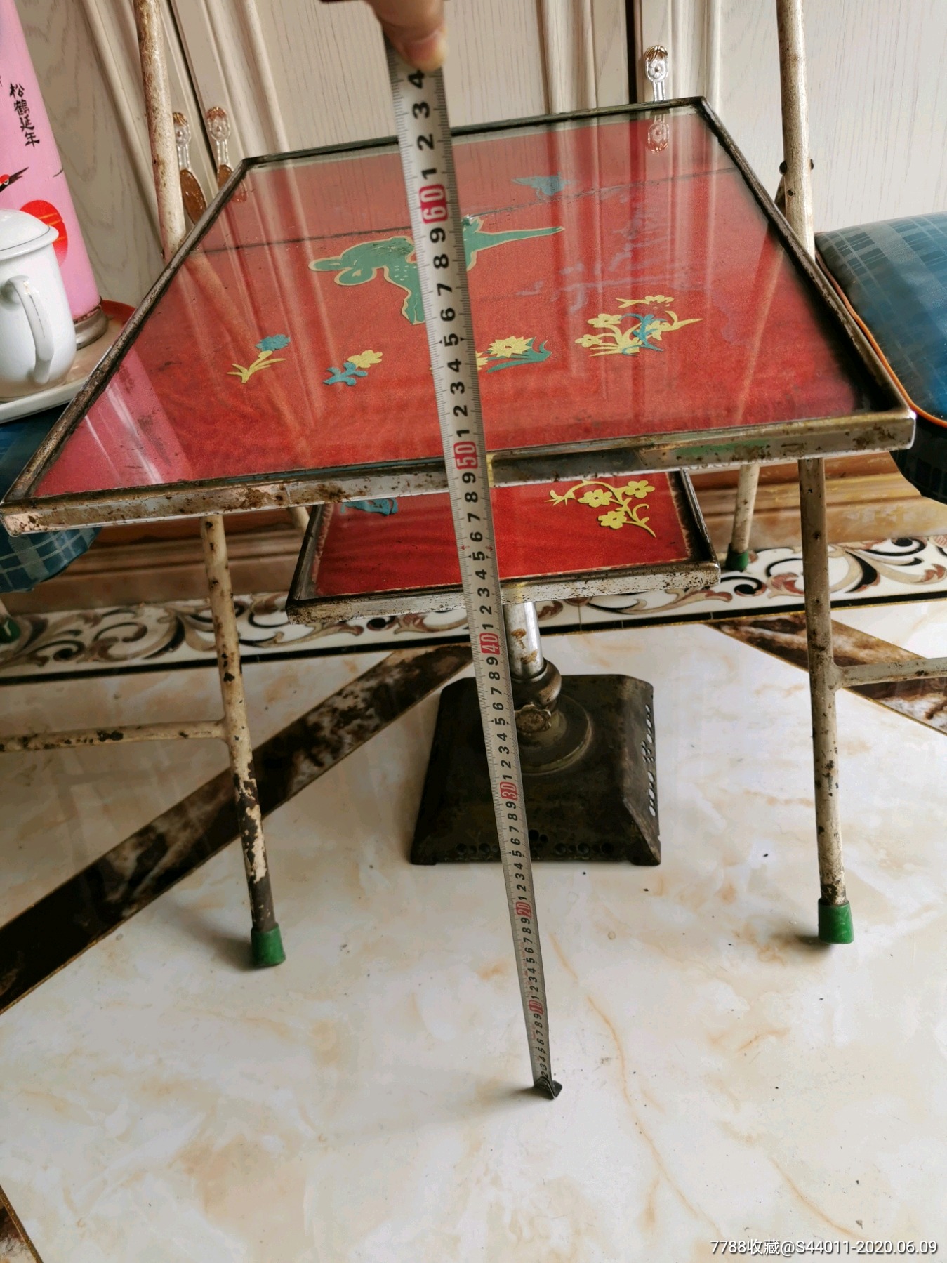 七八十年代玻璃茶几,铁管折叠椅,老记忆老物件收藏