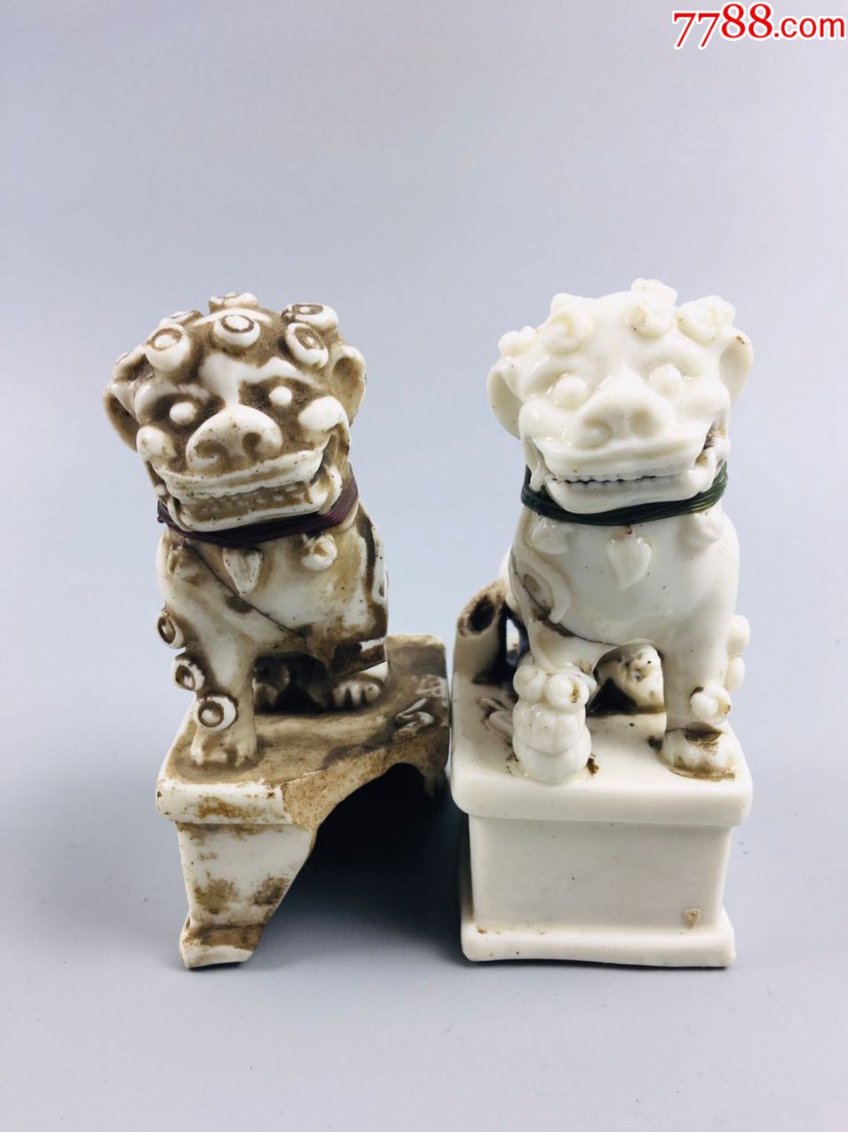 清德化窑狮子摆件