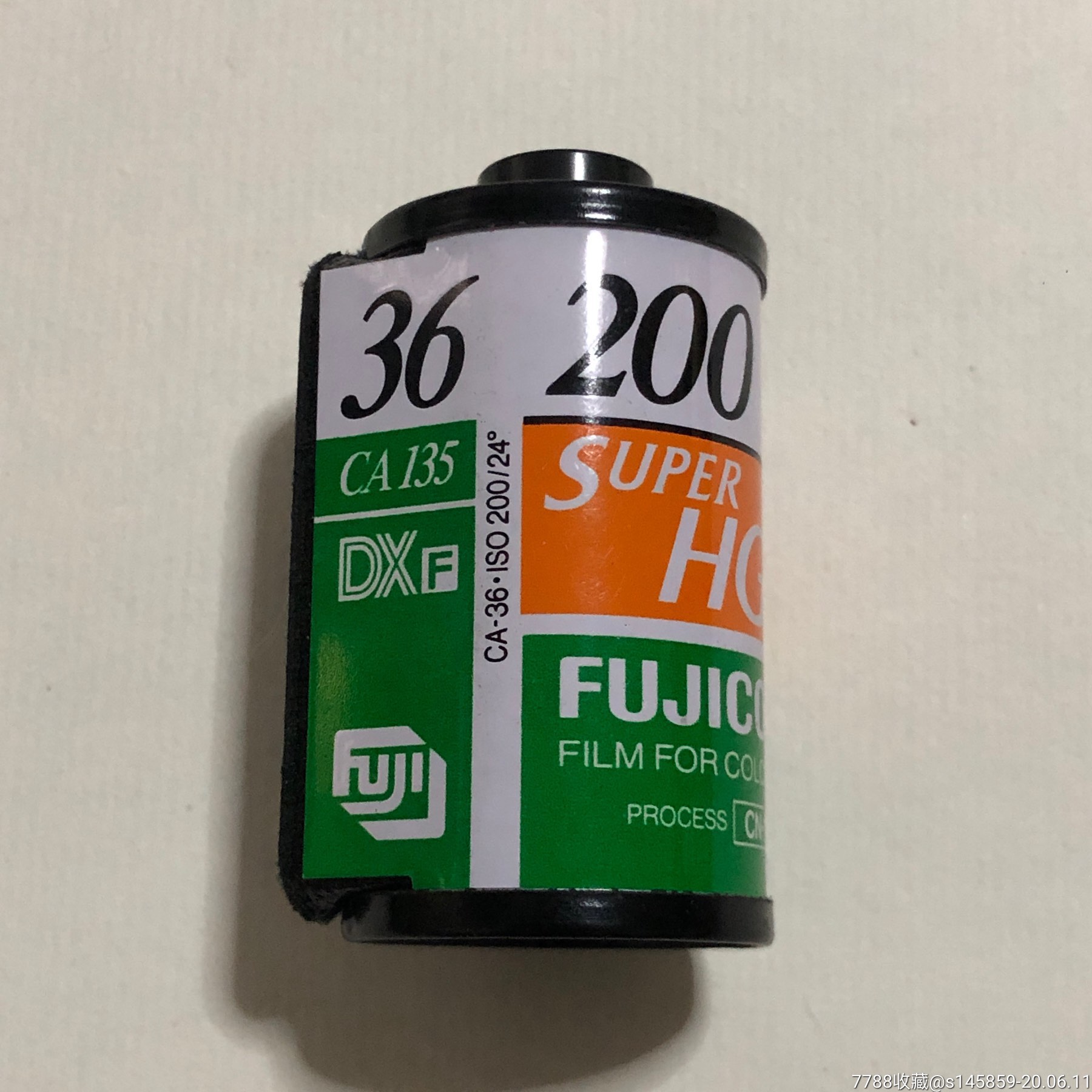 富士200度36张日本原产地胶卷暗盒大字版