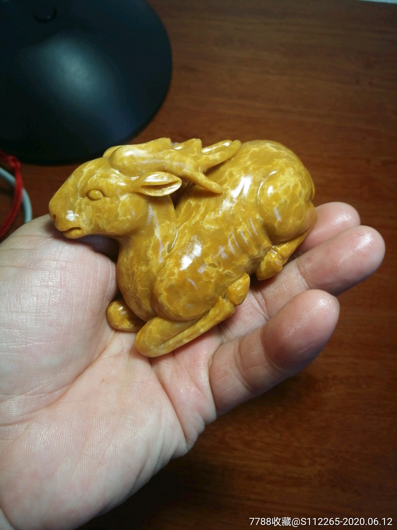 寿山黄大山作"路路通"手把件