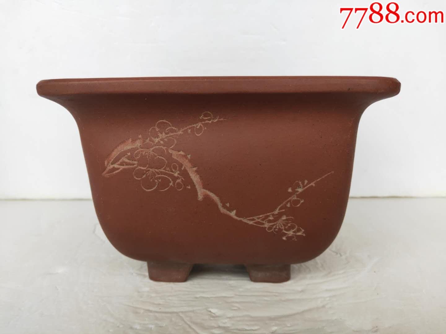 文革红波刻紫砂花卉盆