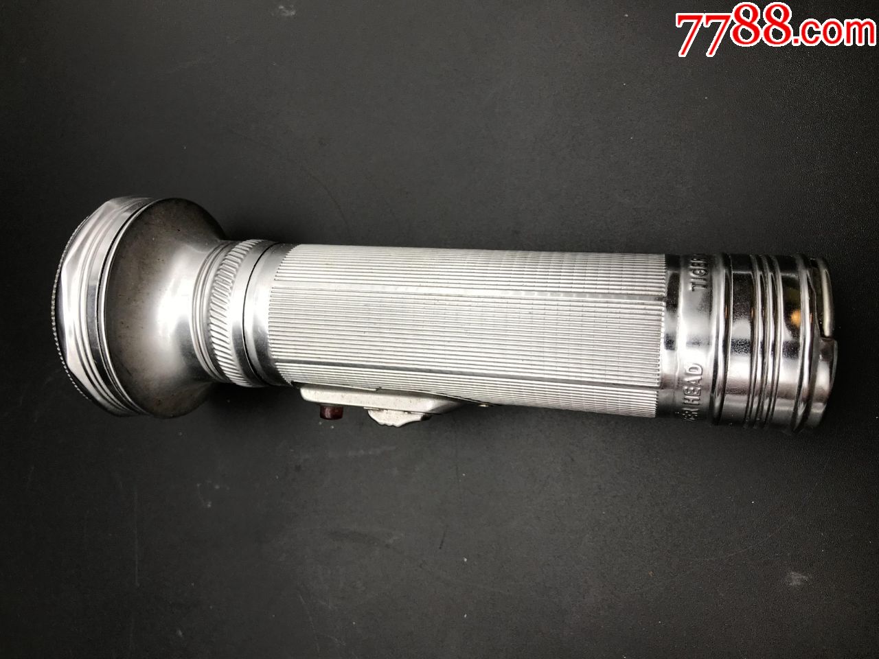 铁皮手电筒