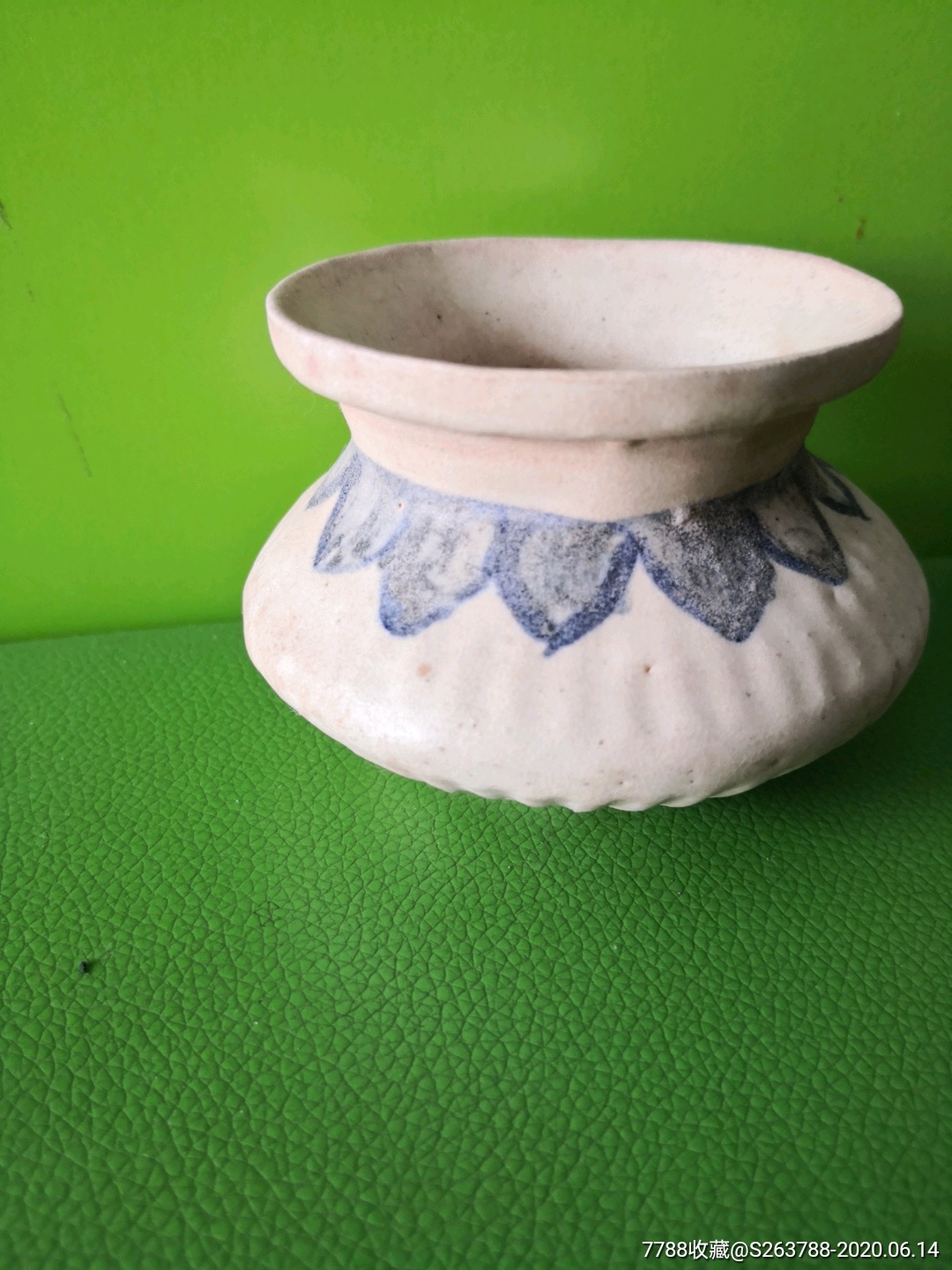 元代顺昌窑青花水盂