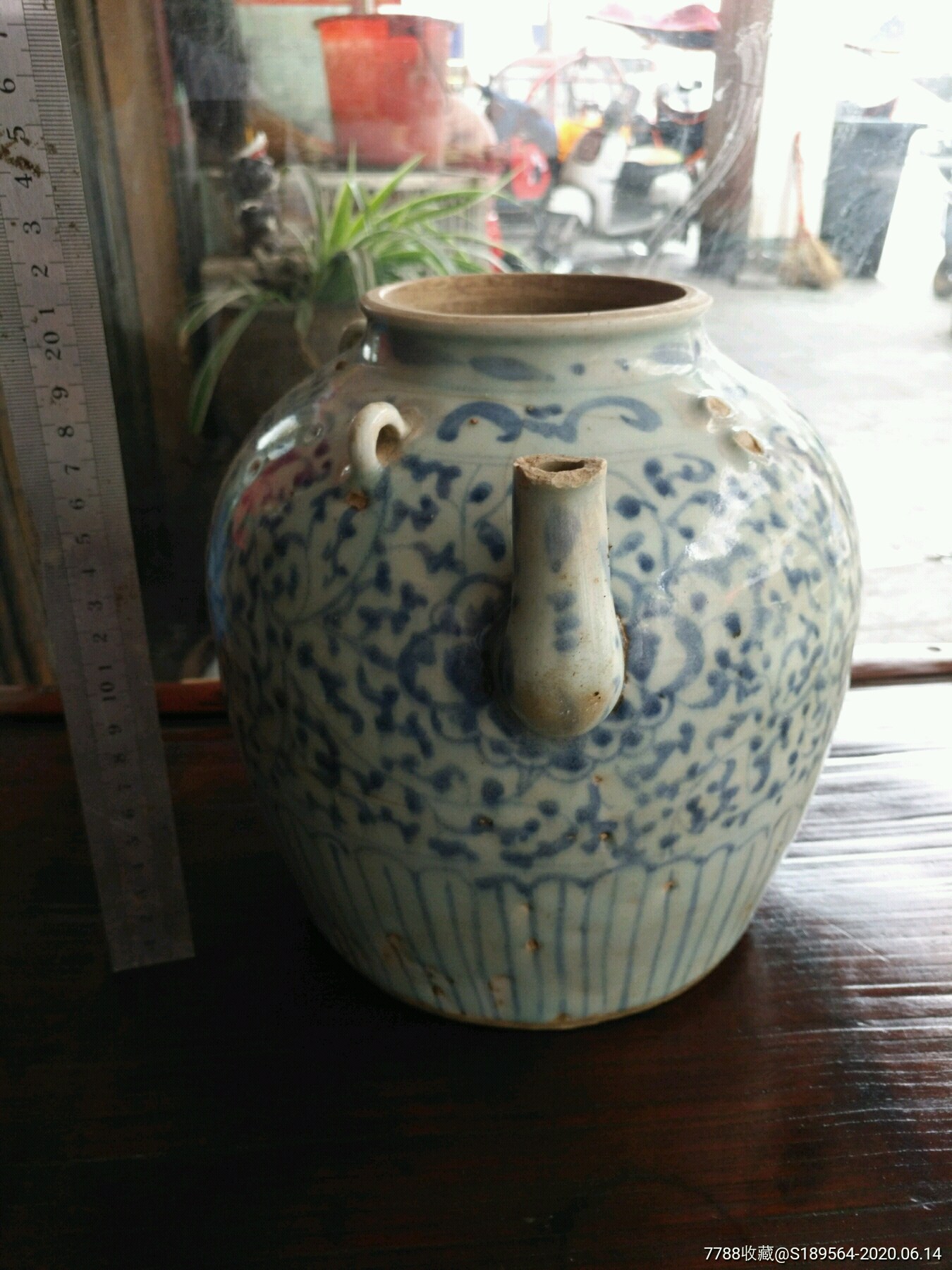 明代青花牡丹四系壶