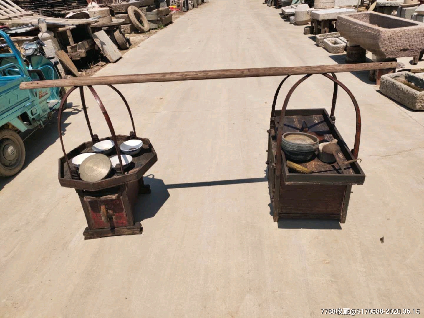 清代李子木纯手绘人物卖早点挑担一套