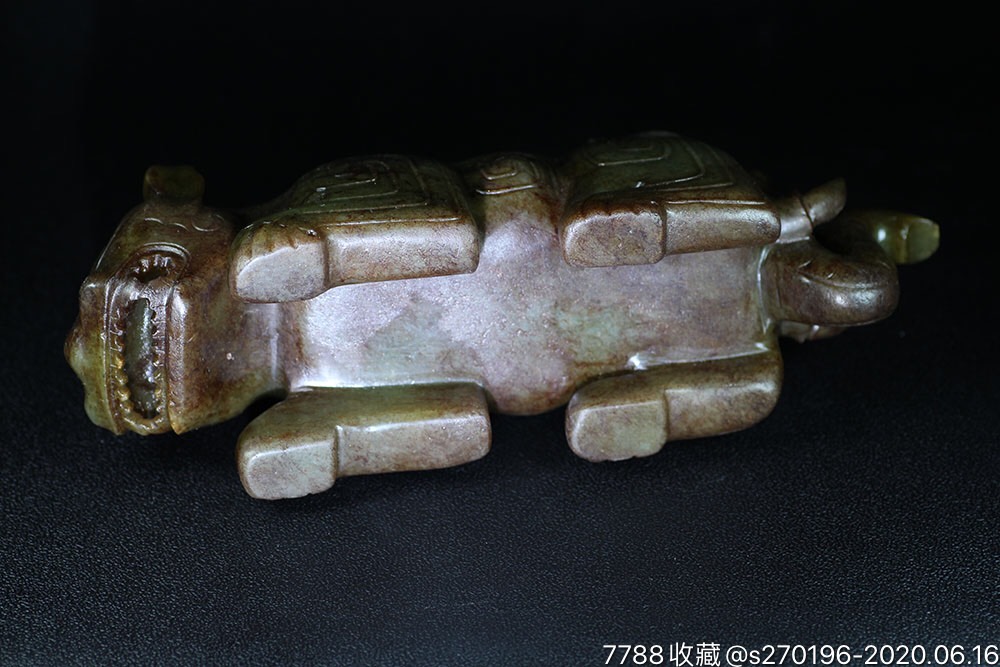 高古和田玉旧藏西周玉虎摆件