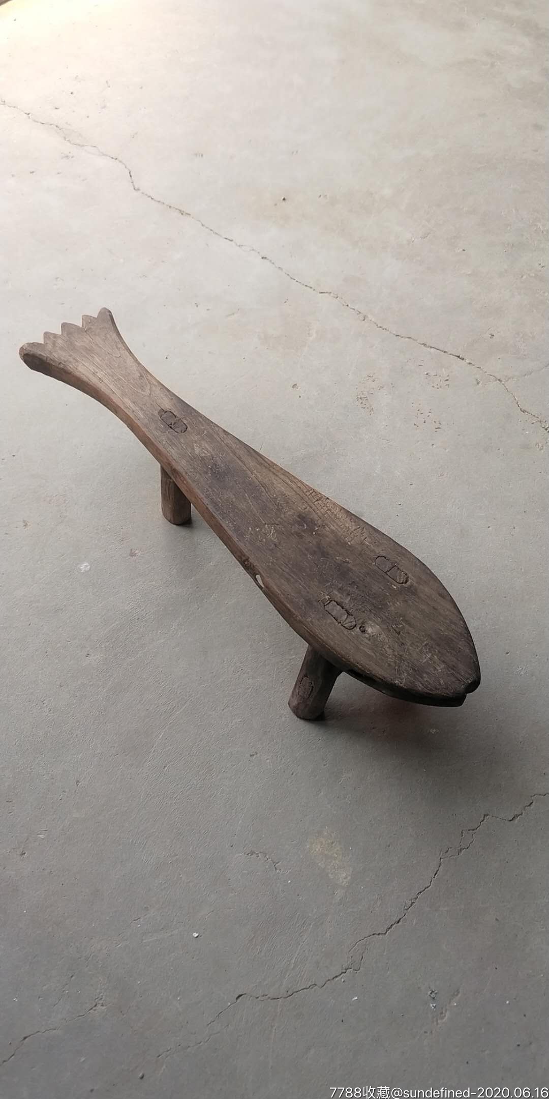 清代鱼型小板凳29