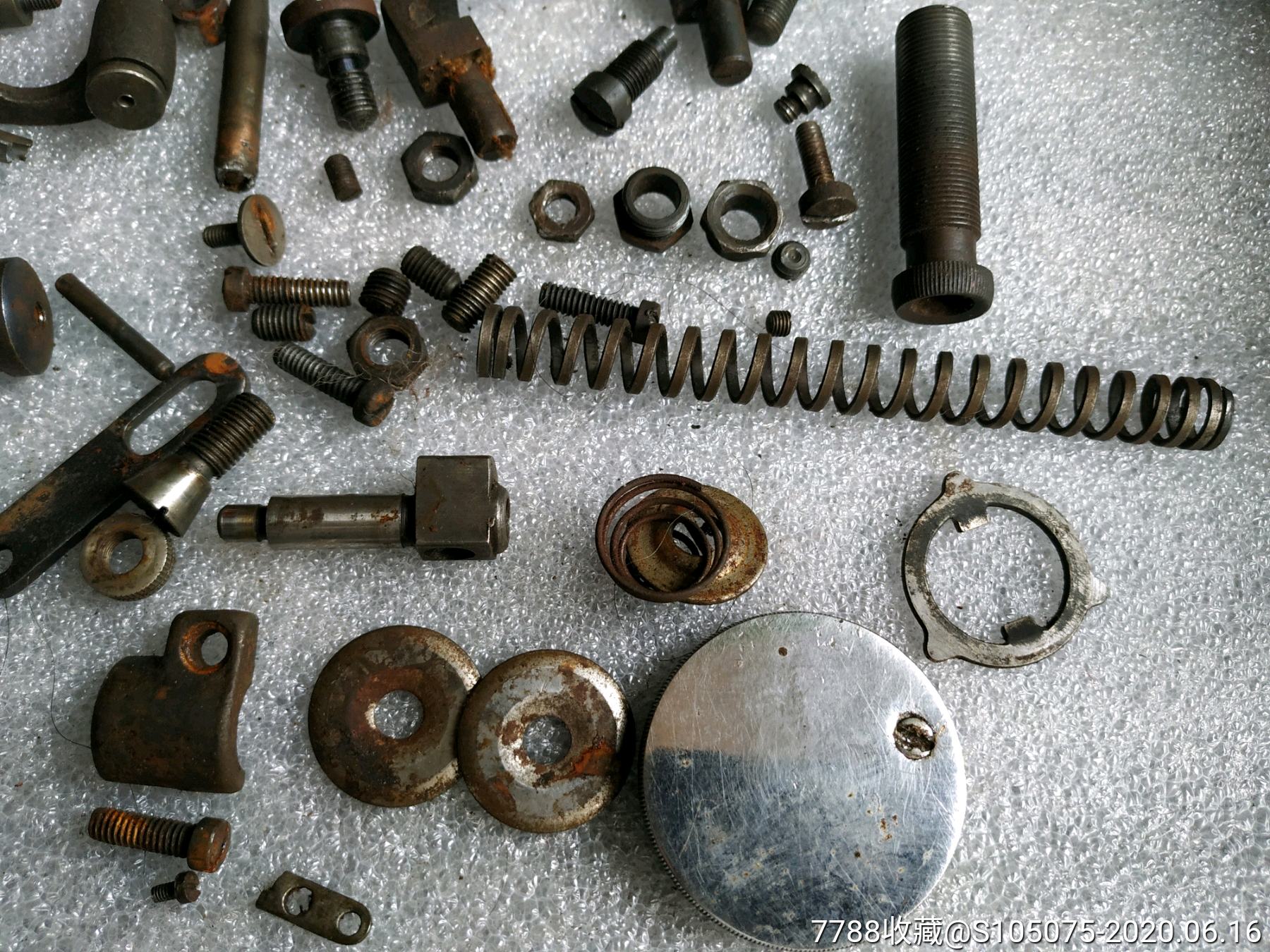 标准牌大四四缝纫机机头零件