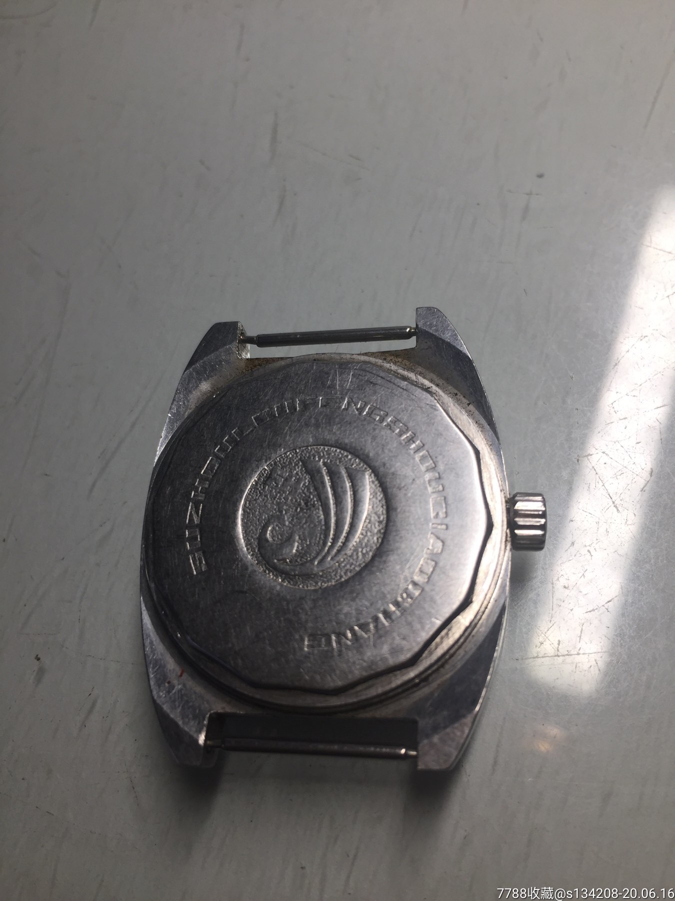 少见苏州凤凰牌机械手表