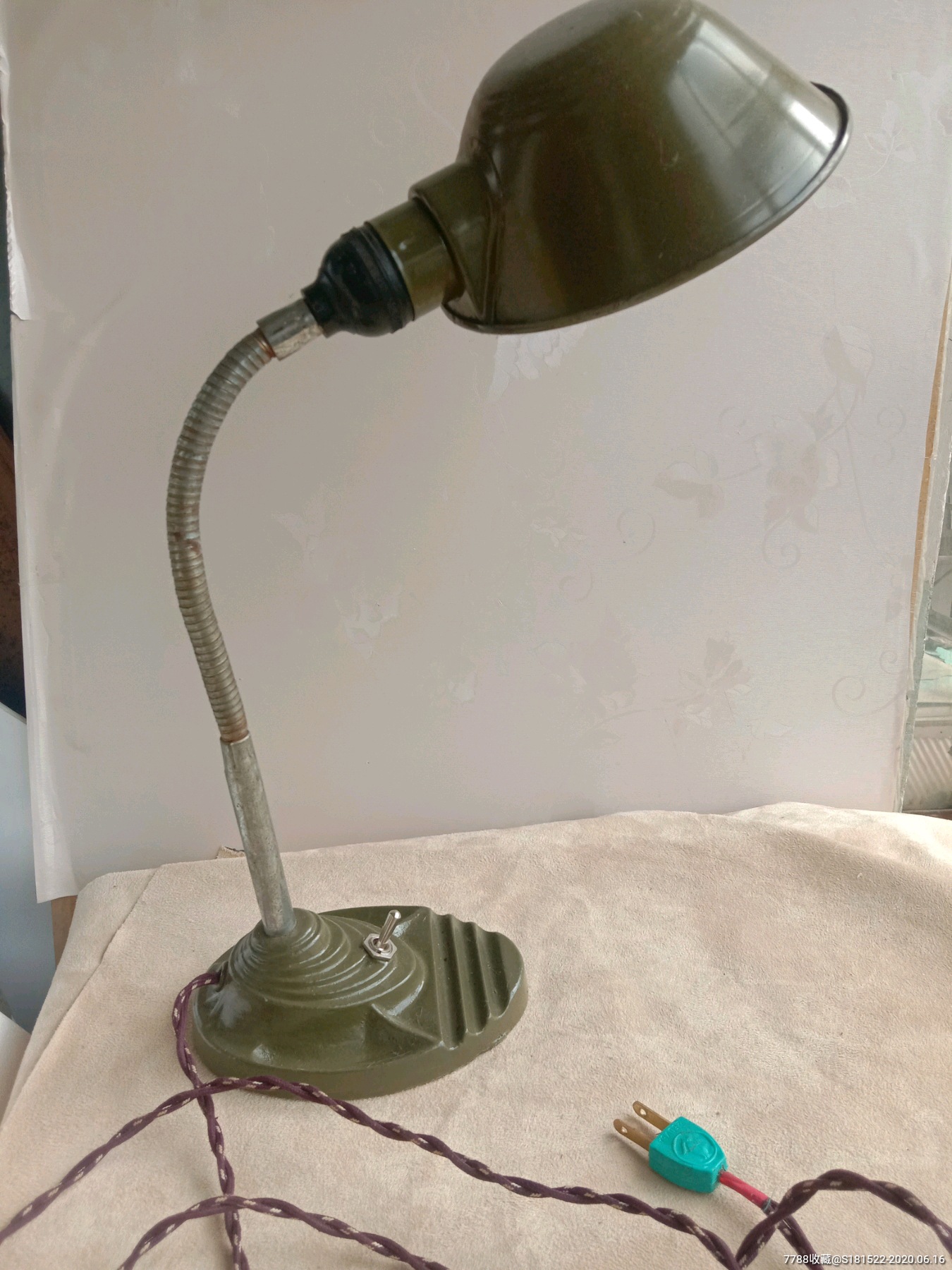 老台灯工业台灯老铸铁台灯文革时期老物件收藏