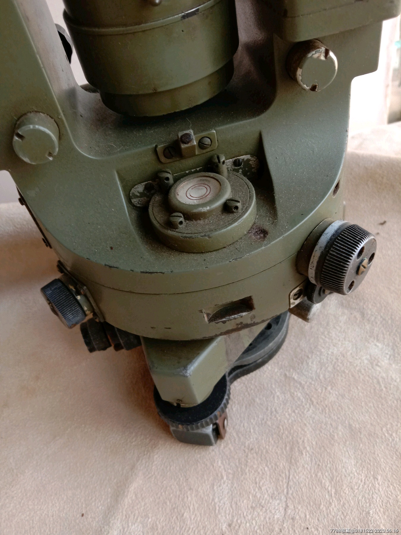 所见即所得,一台老式光学经纬仪,德国弗莱贝格产,看序列号应为37