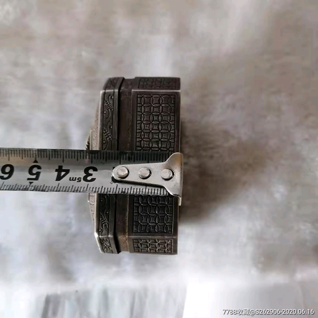 老银盒纯银印泥盒纯手工錾刻人物小银盒