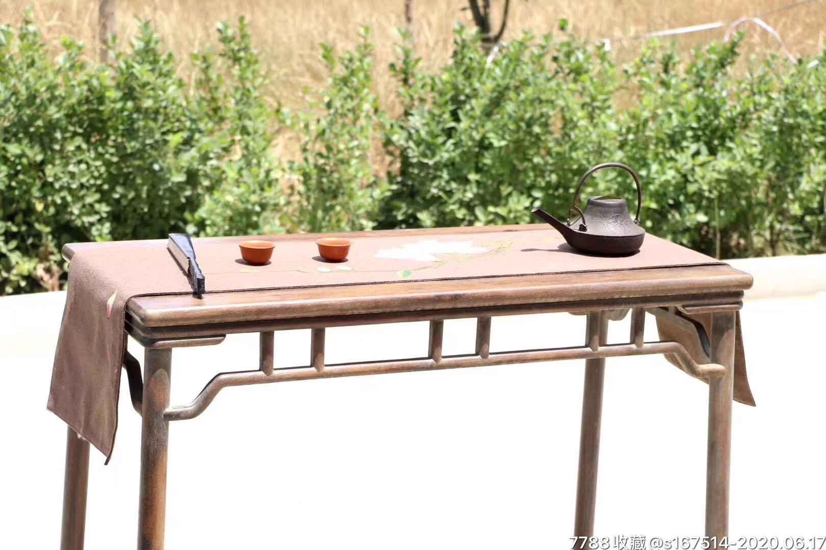 明式茶桌做工简洁,秀气迷人,比例协调,书房客厅使用佳器,木质,花梨木,