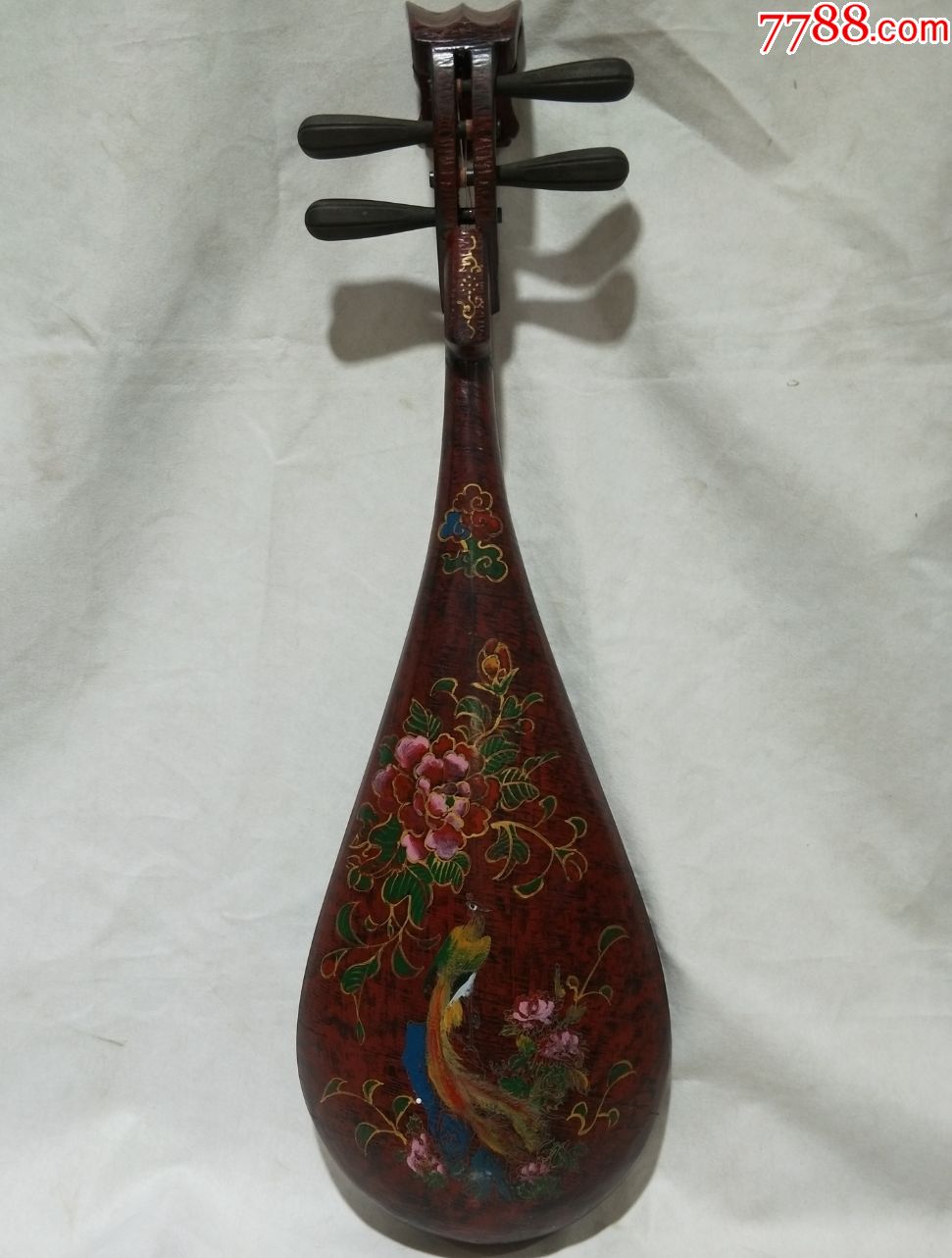 旧藏漆器琵琶