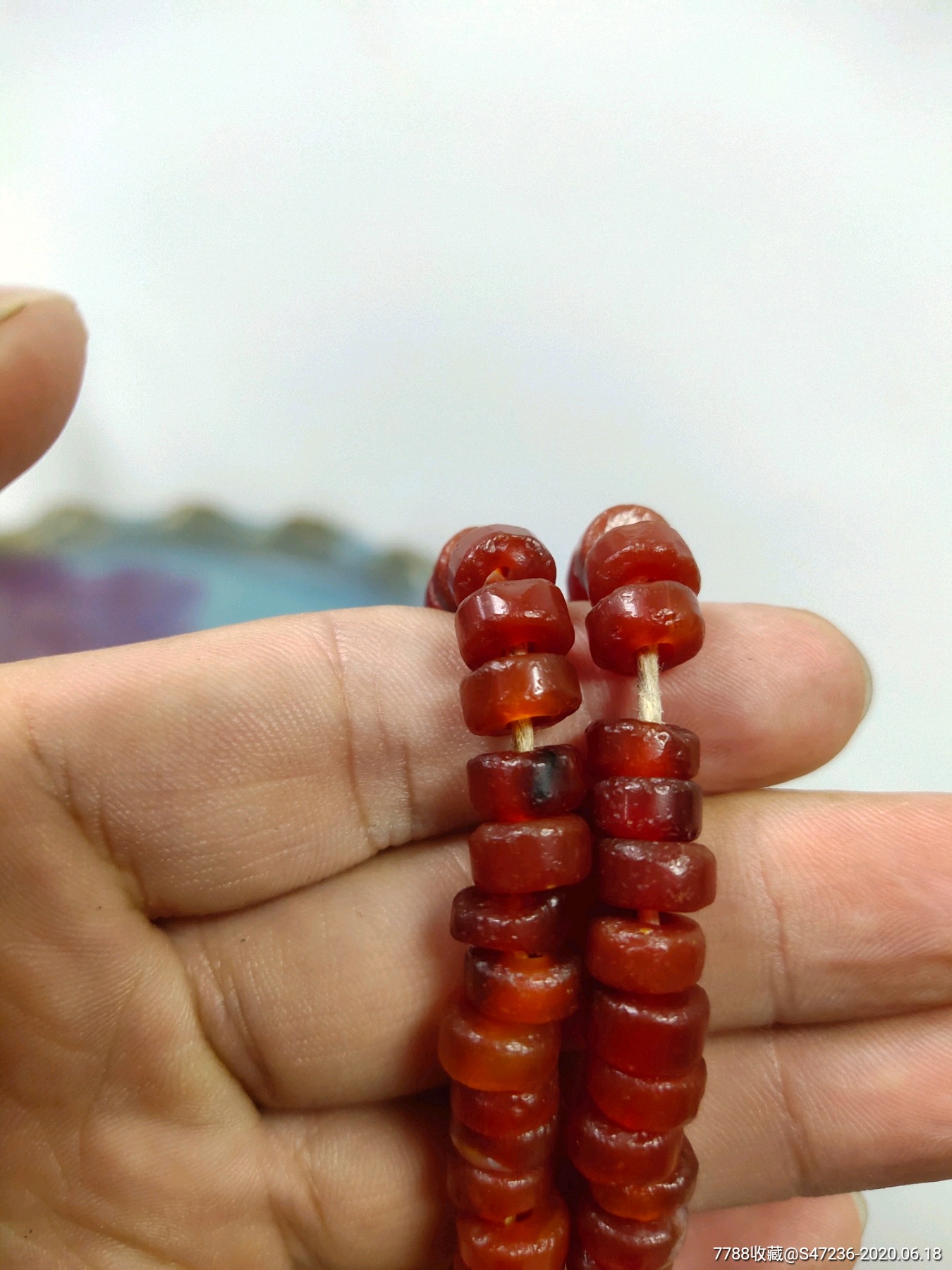 清代玛瑙手链一条108颗珠子