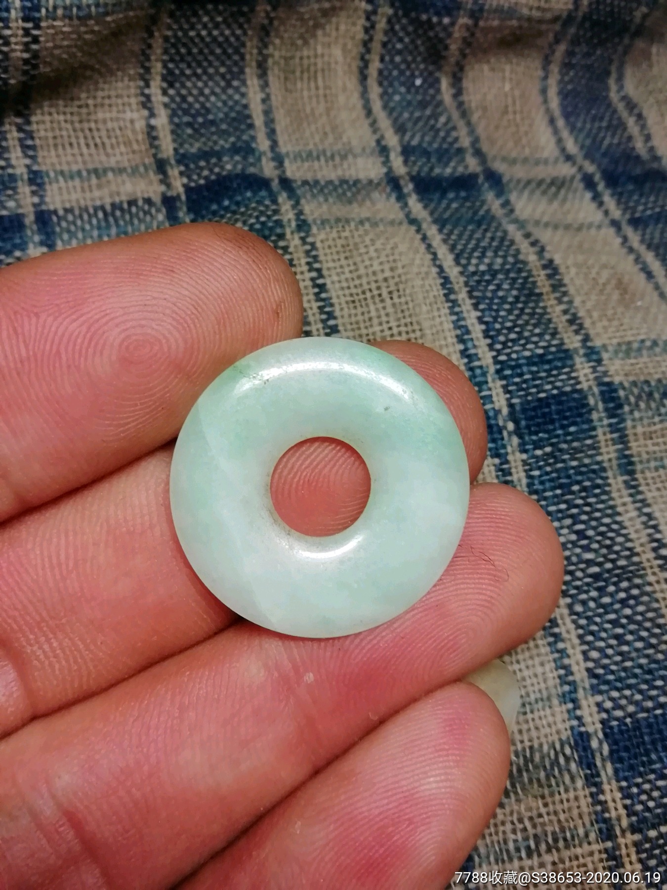 清代翡翠平安扣