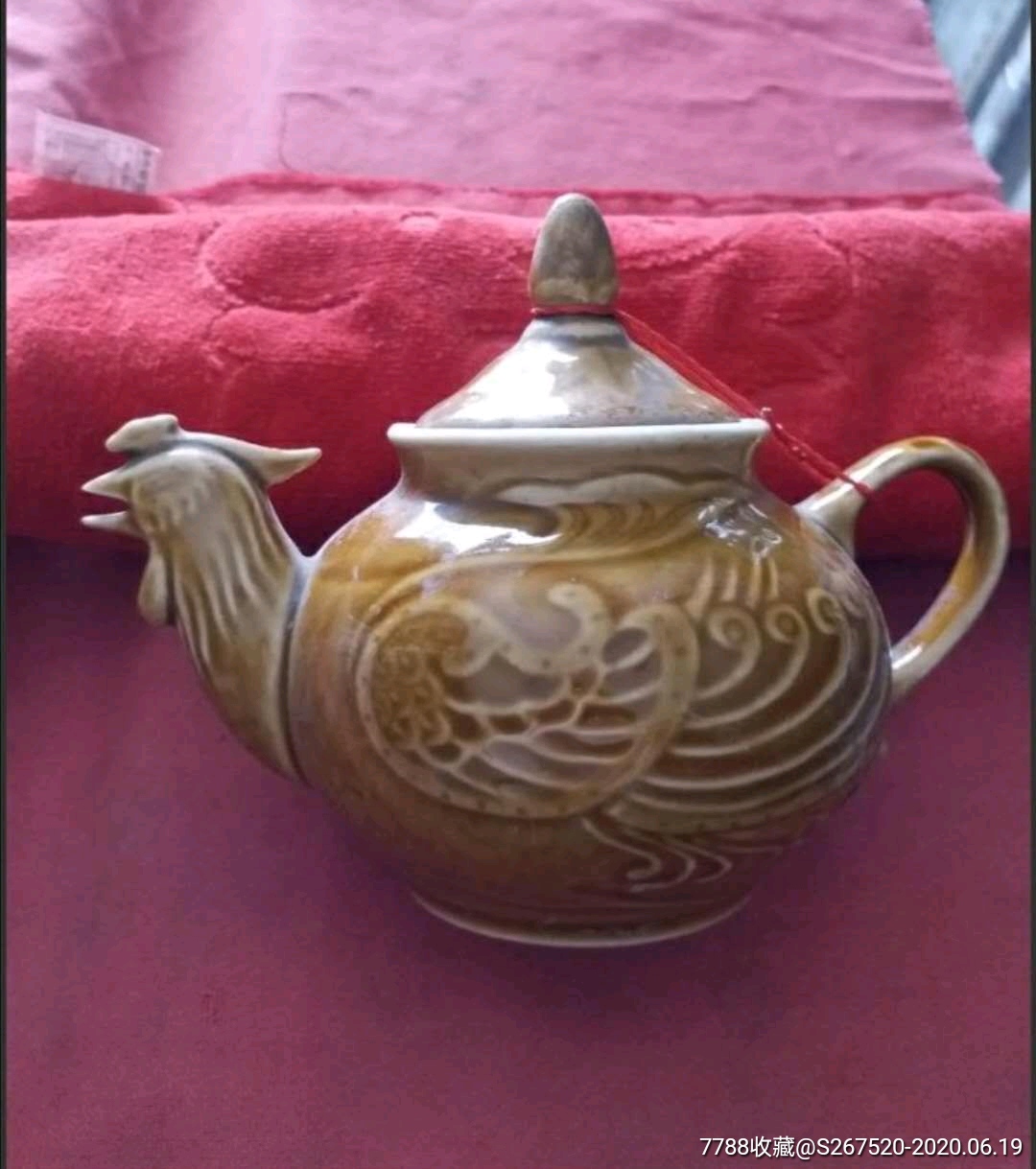 陶瓷鸡型状茶壶