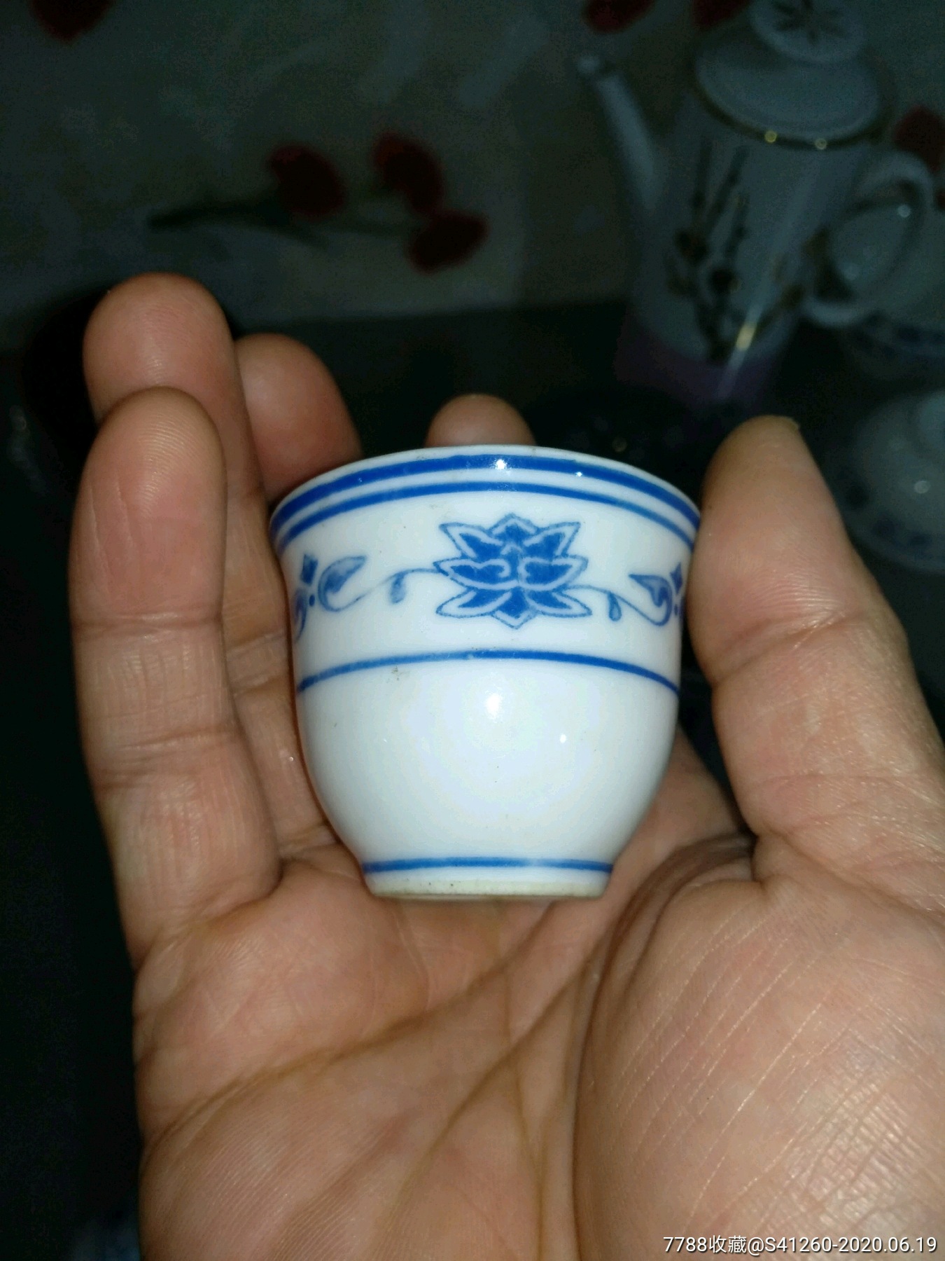 老景德镇青花小酒盅