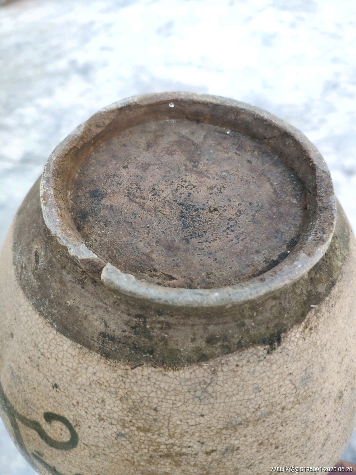 清代开片手绘老陶罐