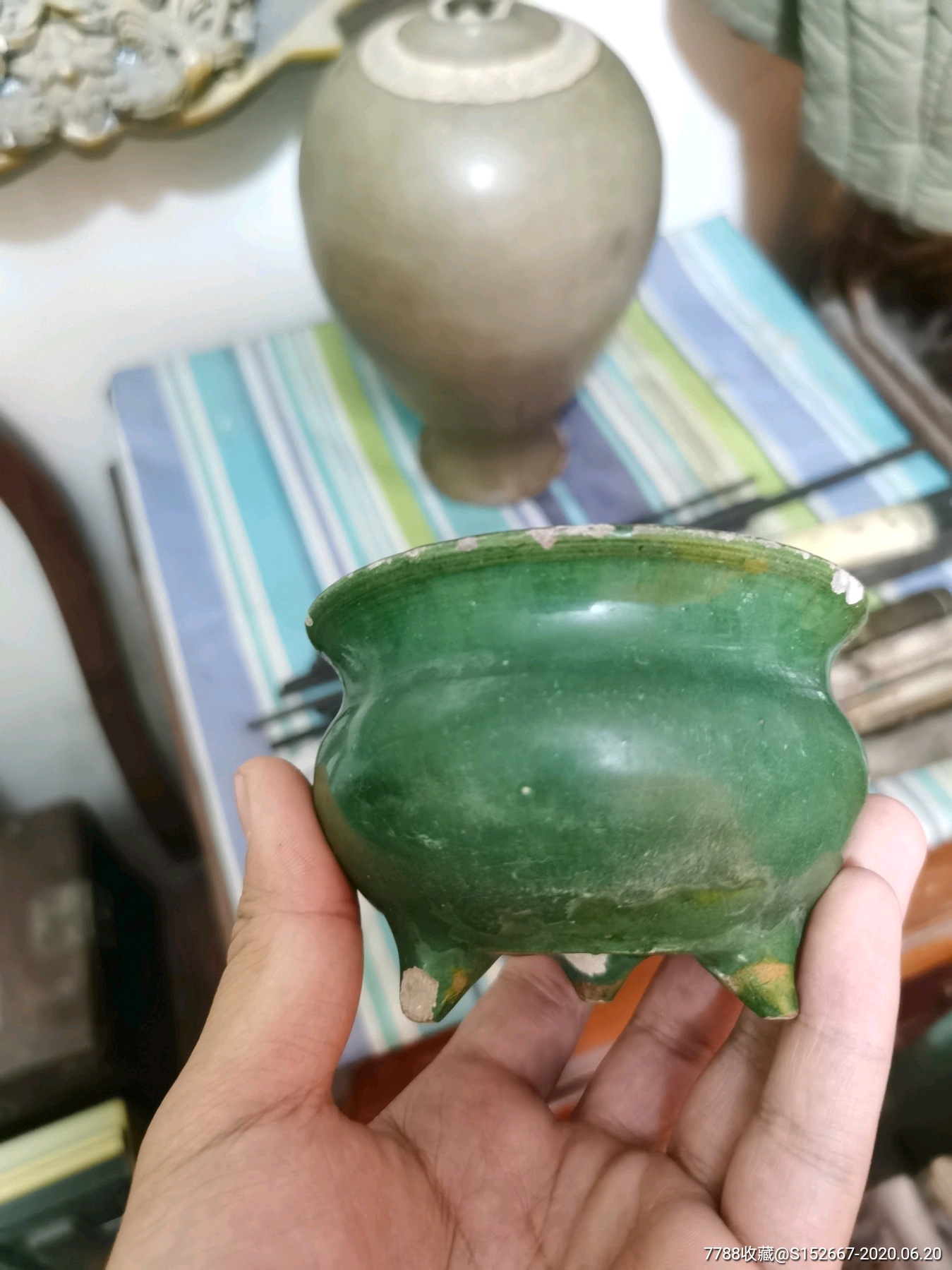 出土辽金元时期辽绿老香炉出土老香炉!辽金元时期老香炉!辽绿!