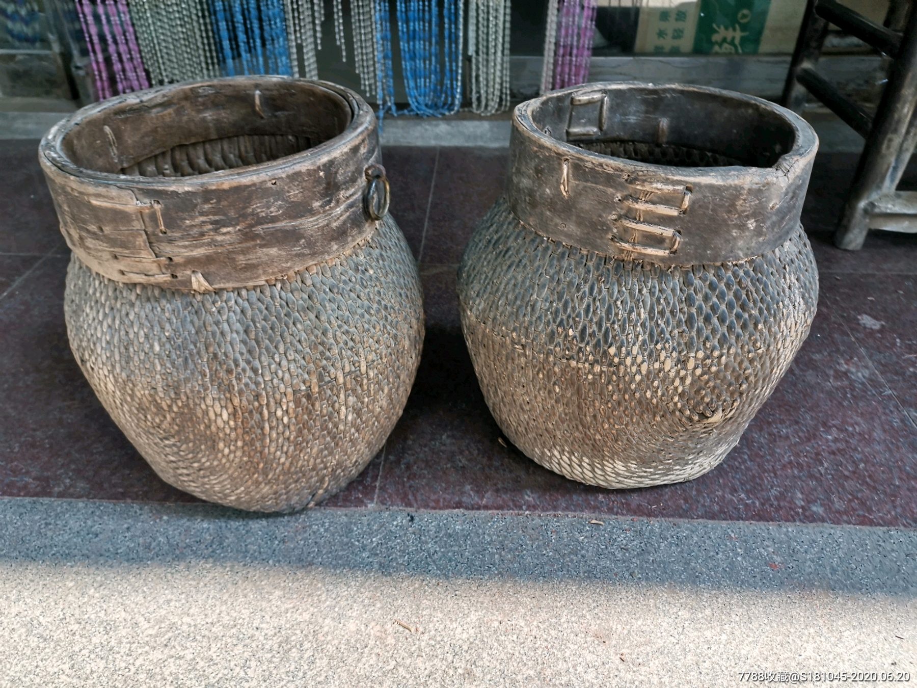 民俗老物件:盛粮食用的升一对