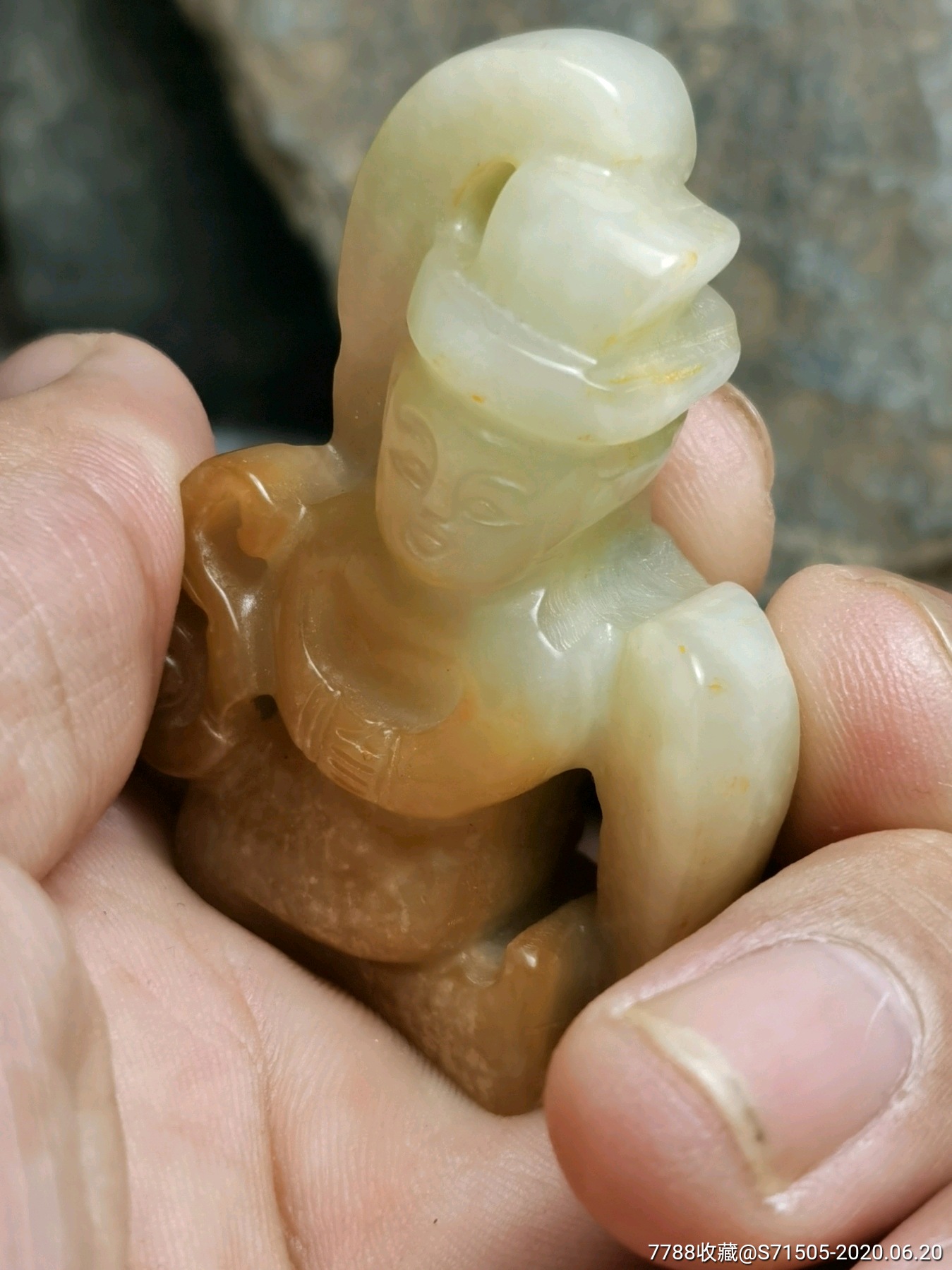 汉代老和田玉人