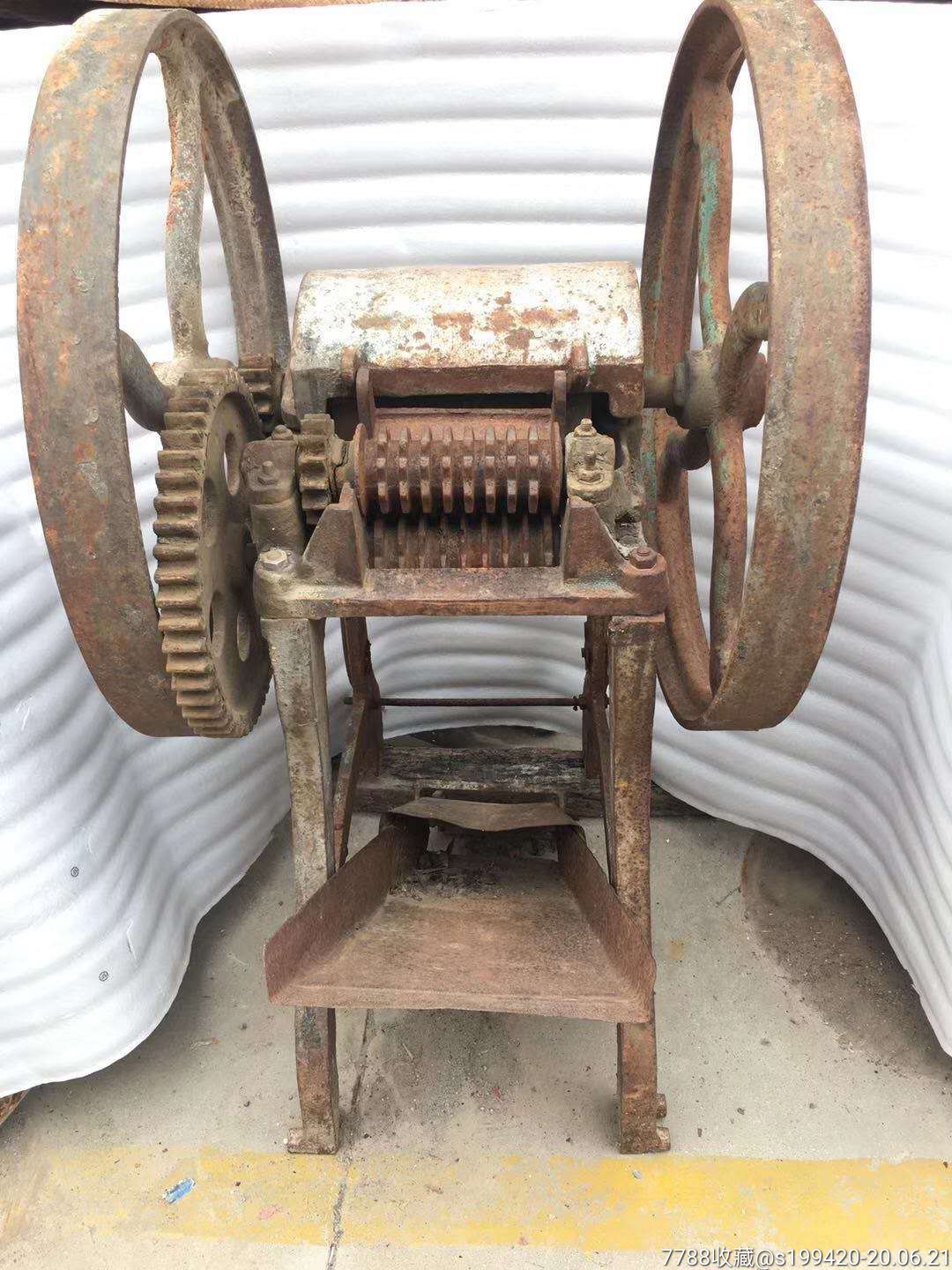 人民公社生产队老铡草机品相一流正常使用