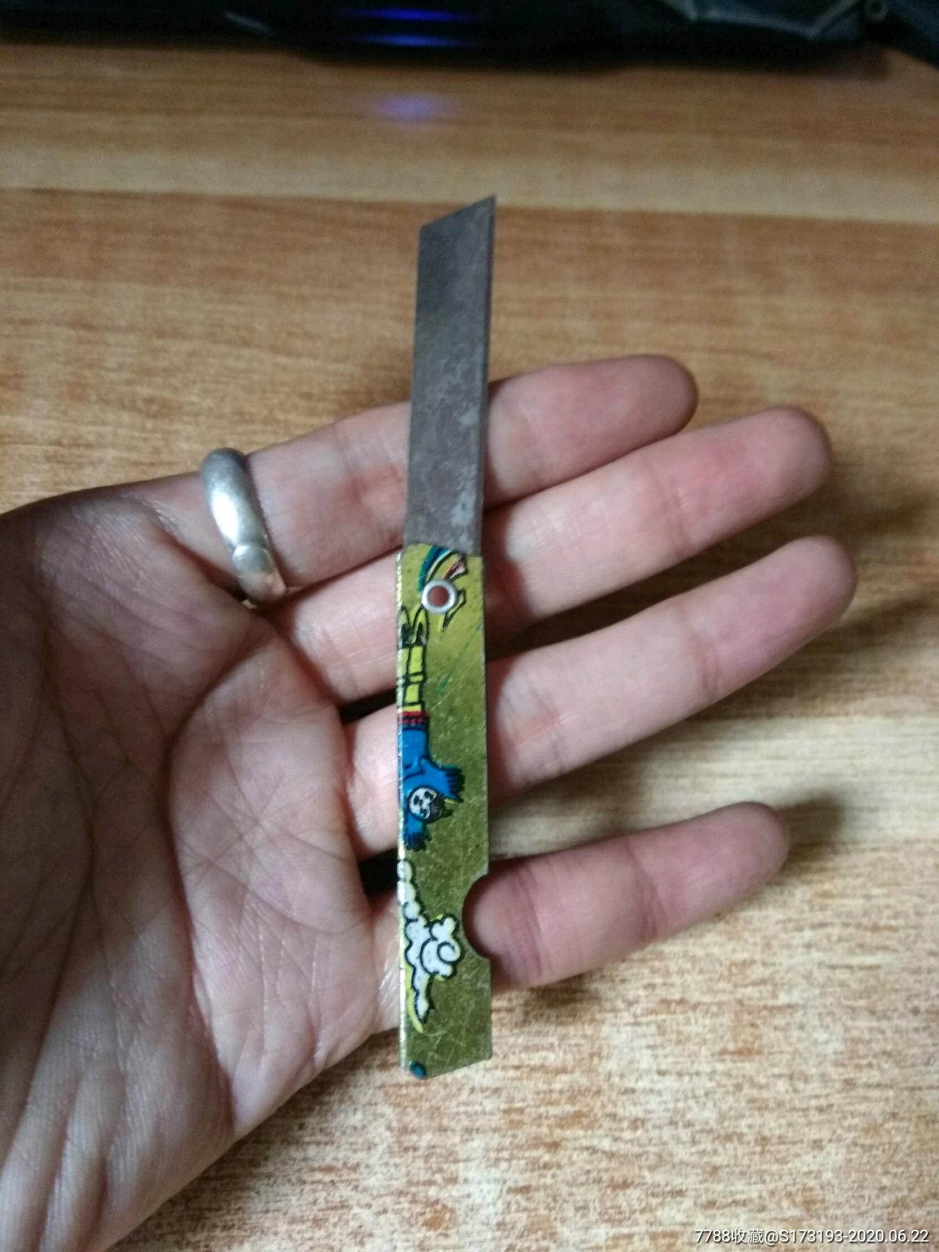 90年代/铁臂阿童木图案/小折叠削笔刀/一把/有些磨痕掉漆瑕疵/刀片
