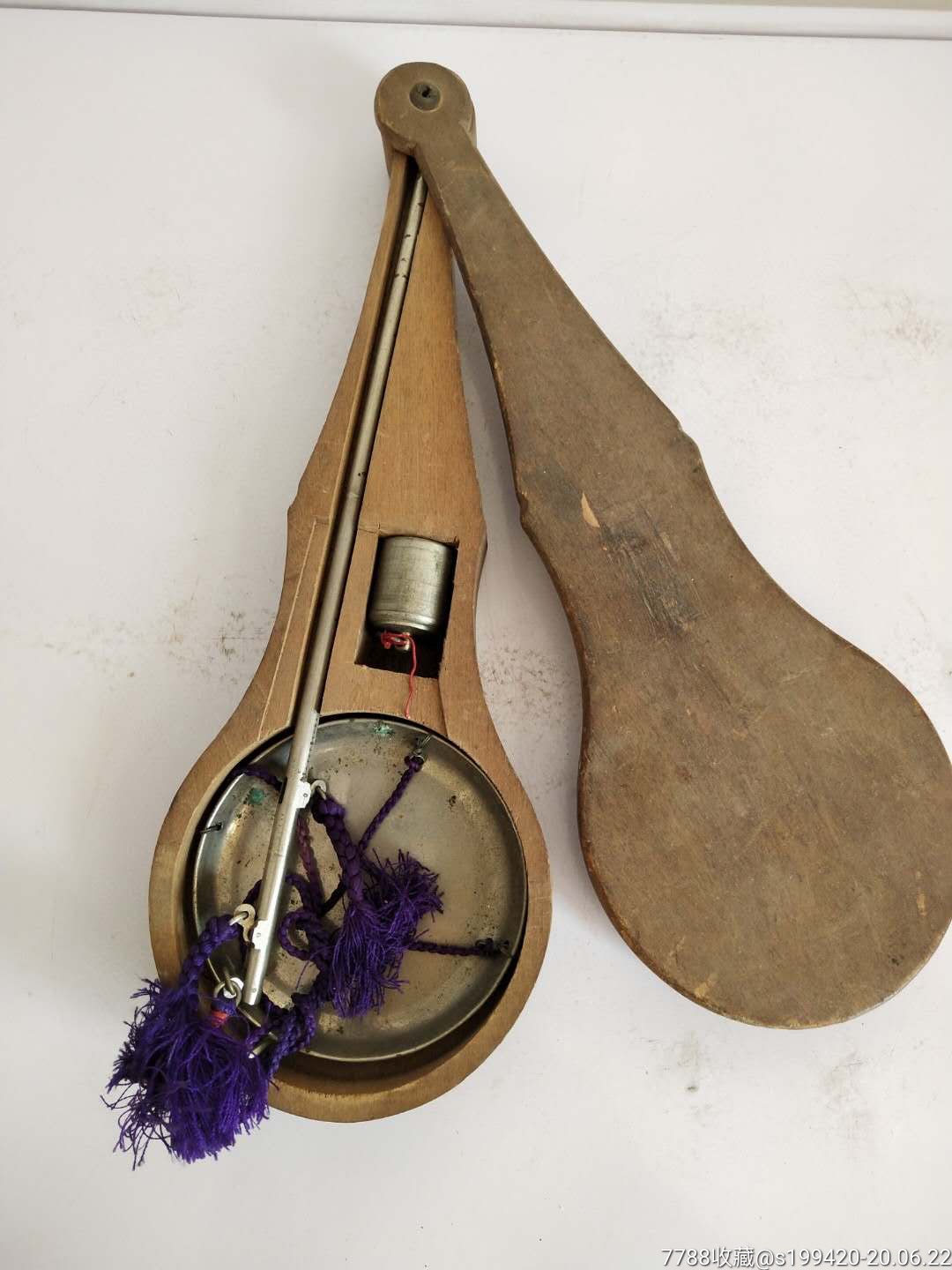 民国戳子秤一套,品一流,称杆,称砣材质好,极少见.