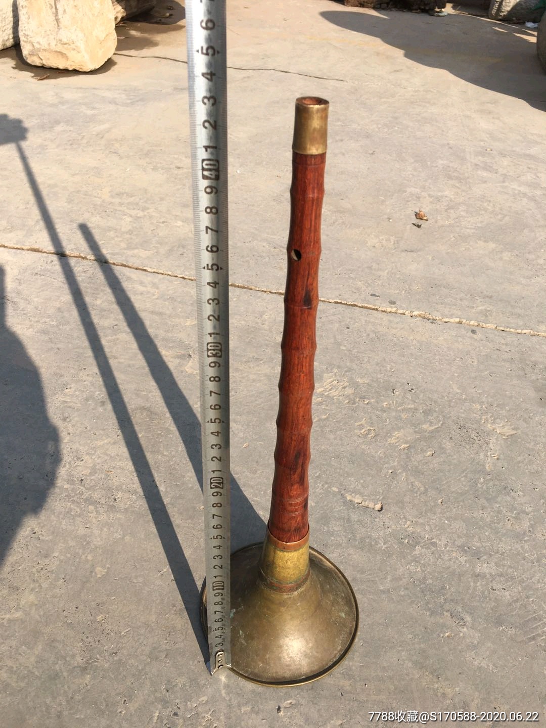 苏州民俗乐器厂海南黄花梨唢呐品相完好保存完整纹理清晰美观