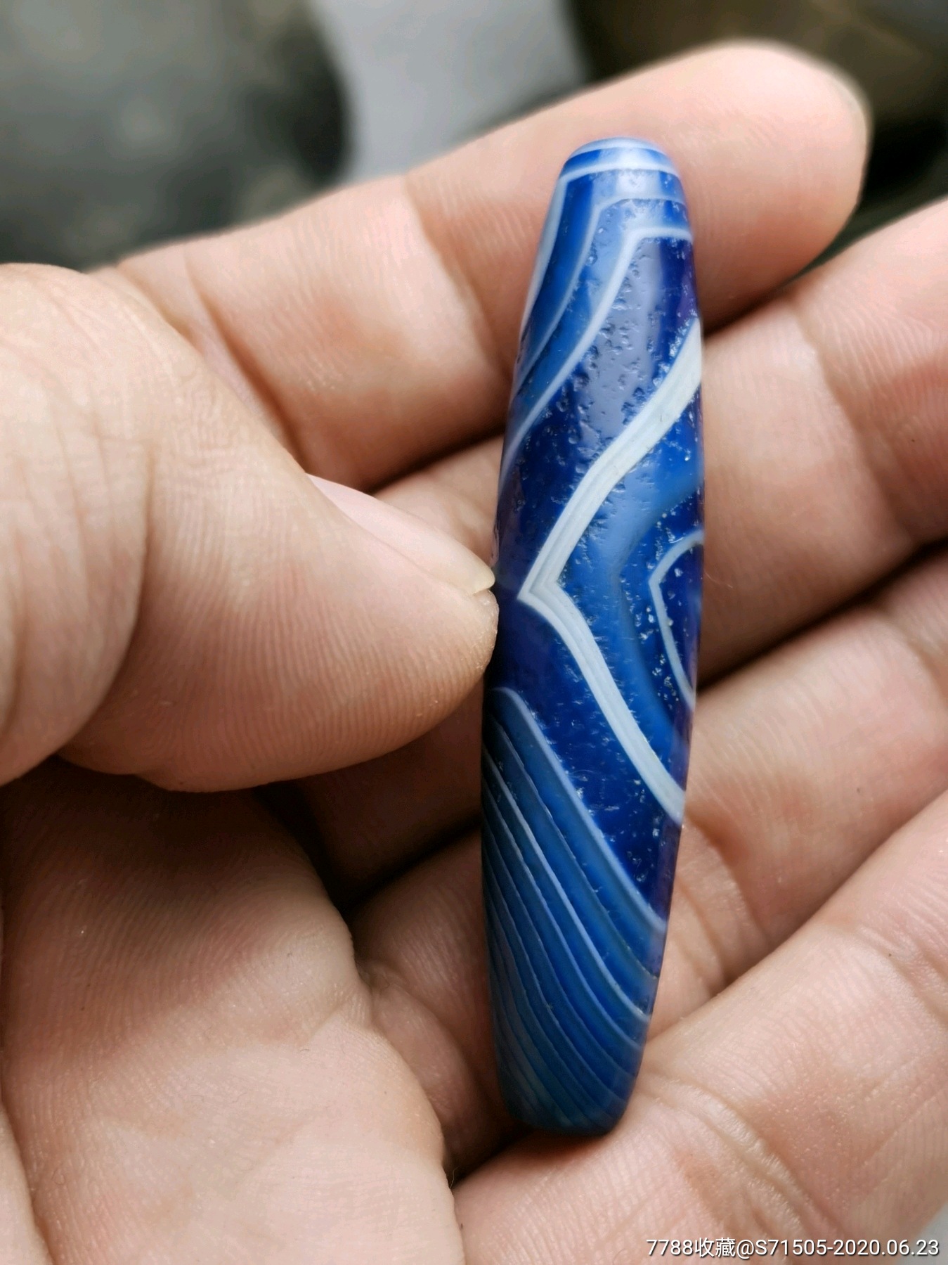 千年老天珠,蓝色的少,天然眼睛,风化明显