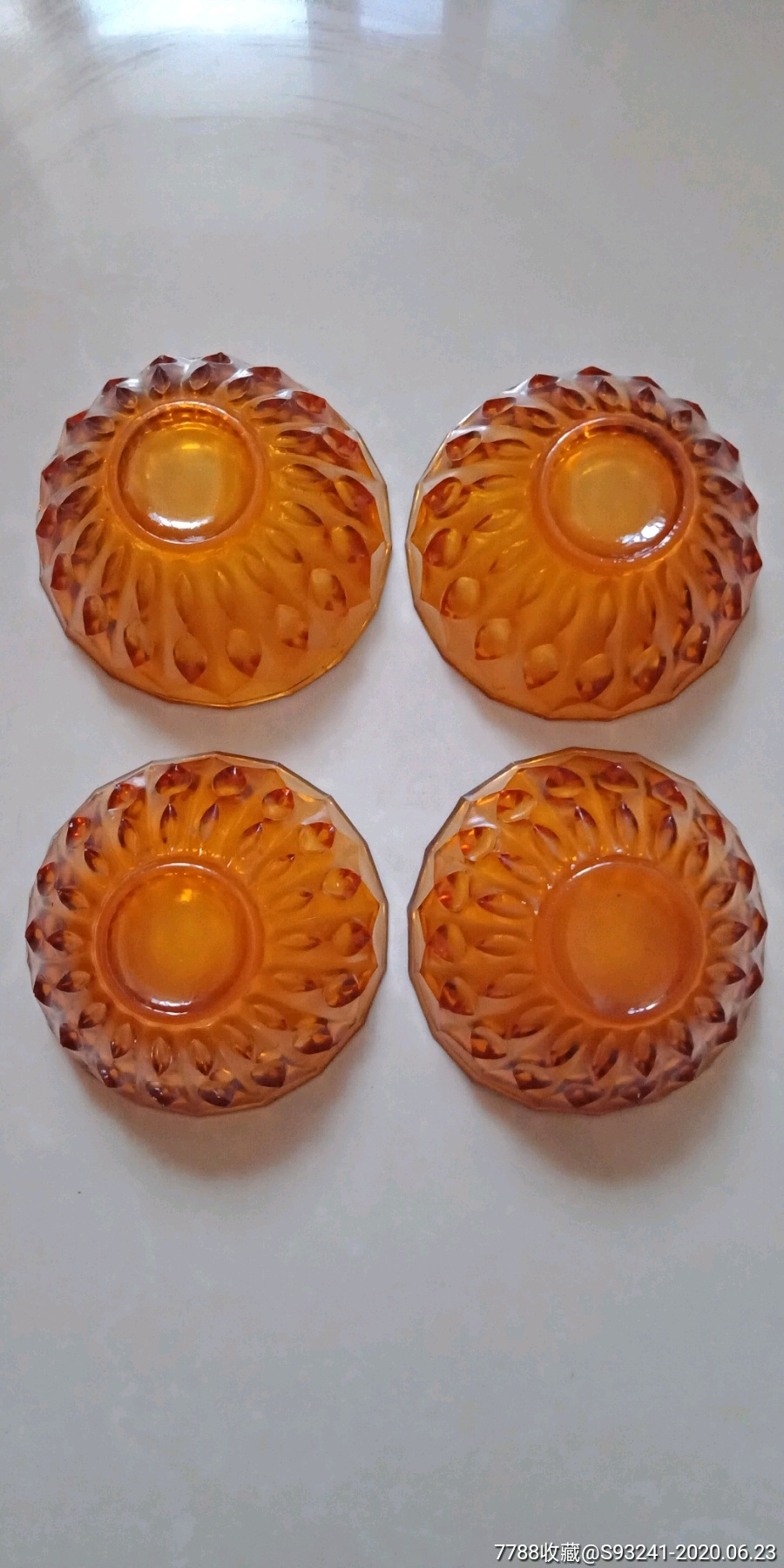 茶色鸡心琉璃碗一组