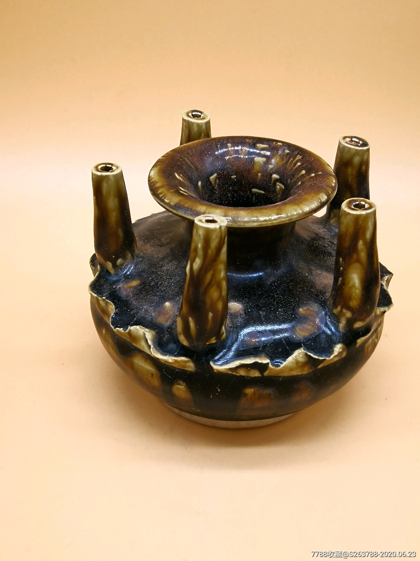 赣州窑褐釉五管瓶