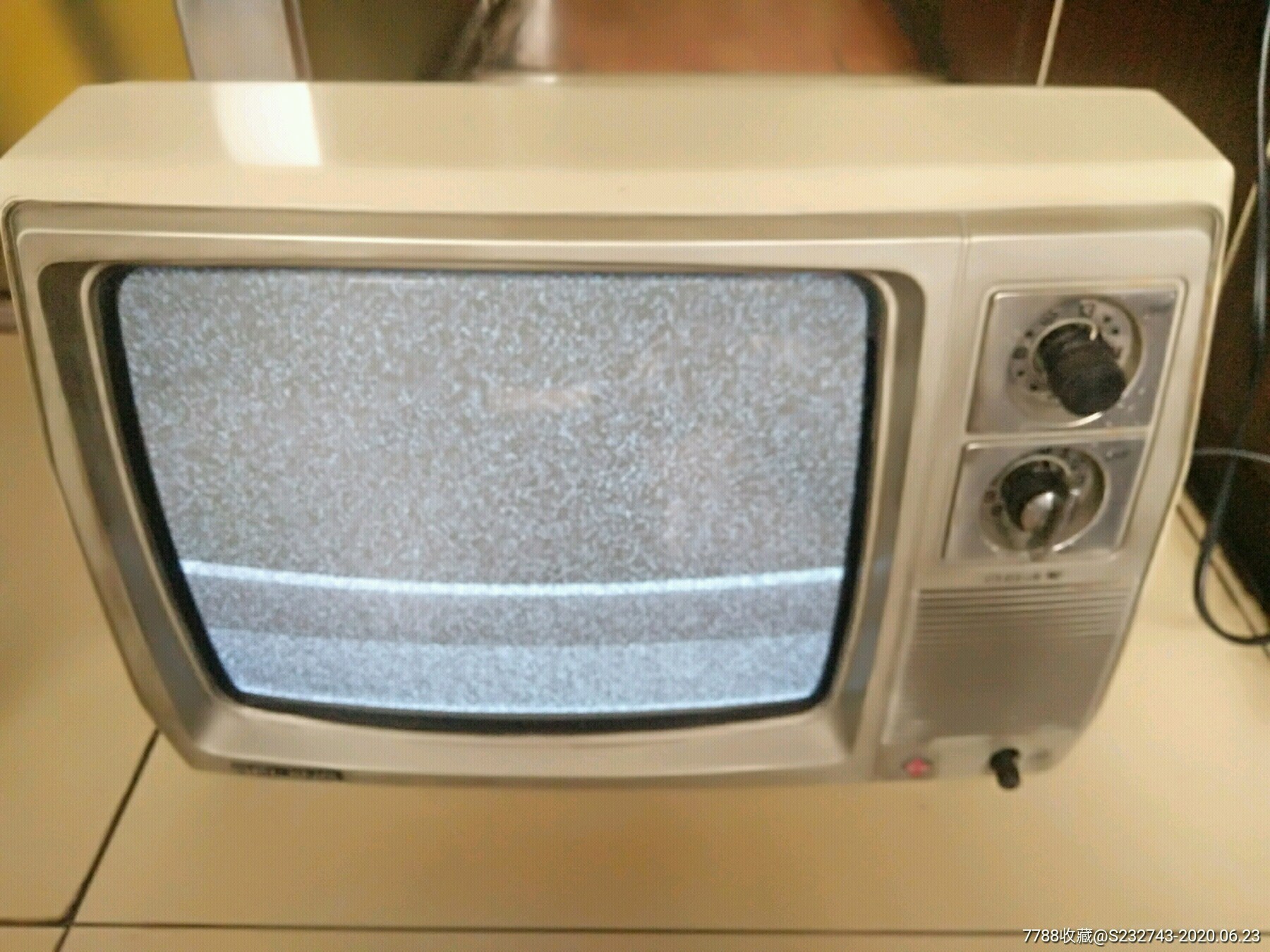 老电视北京牌黑白电视机
