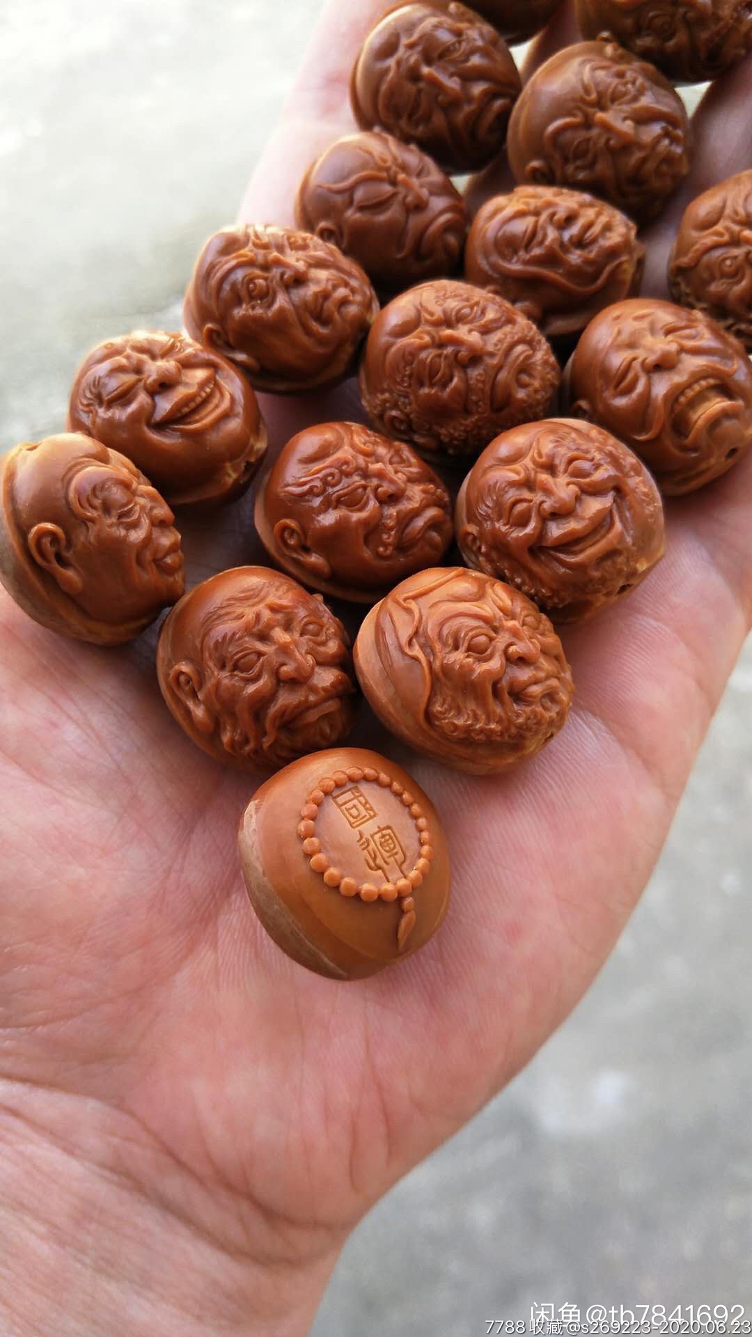 名家王国运十八罗汉,橄榄核雕_第2张_7788橄榄雕