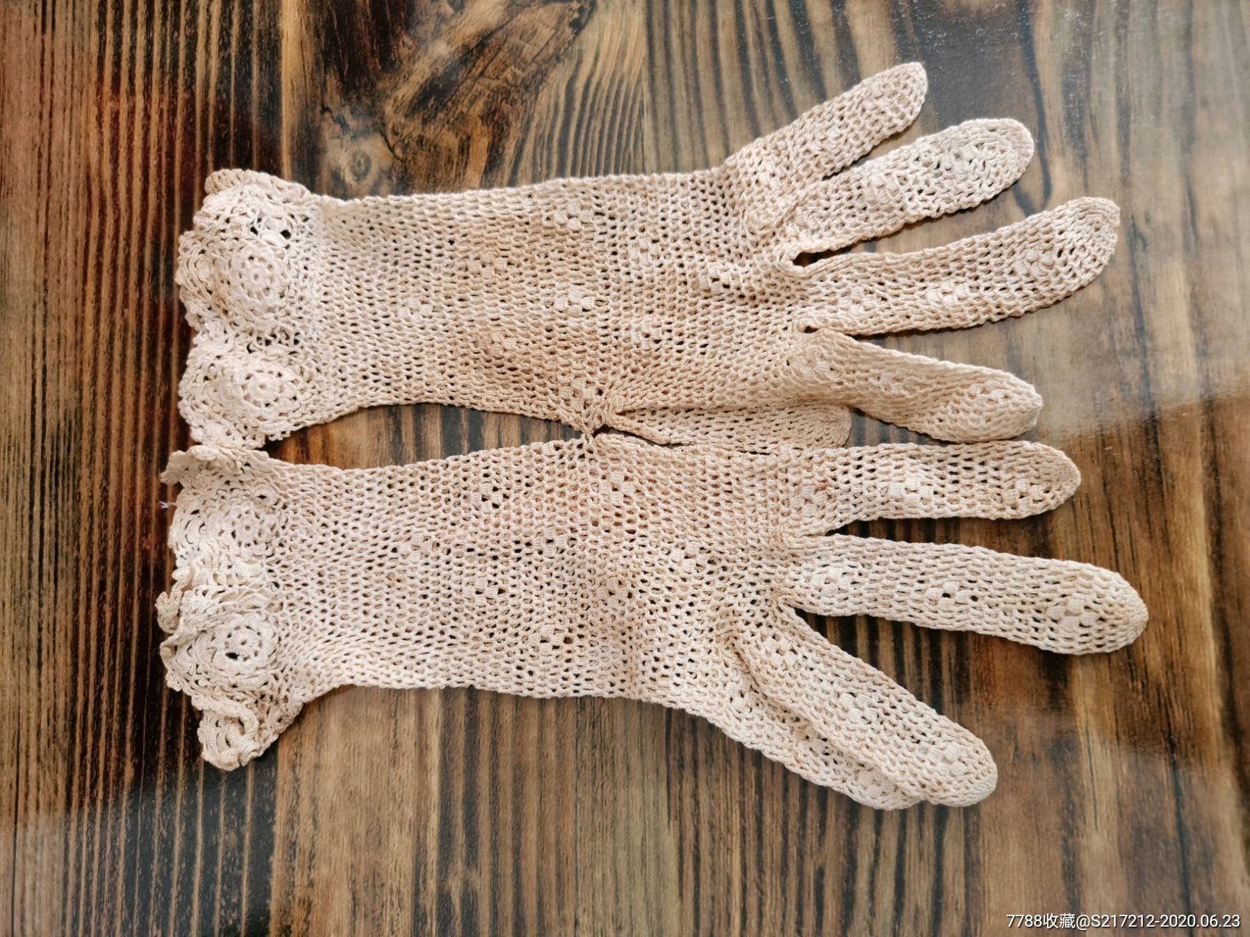 民国时期镂空手套两双