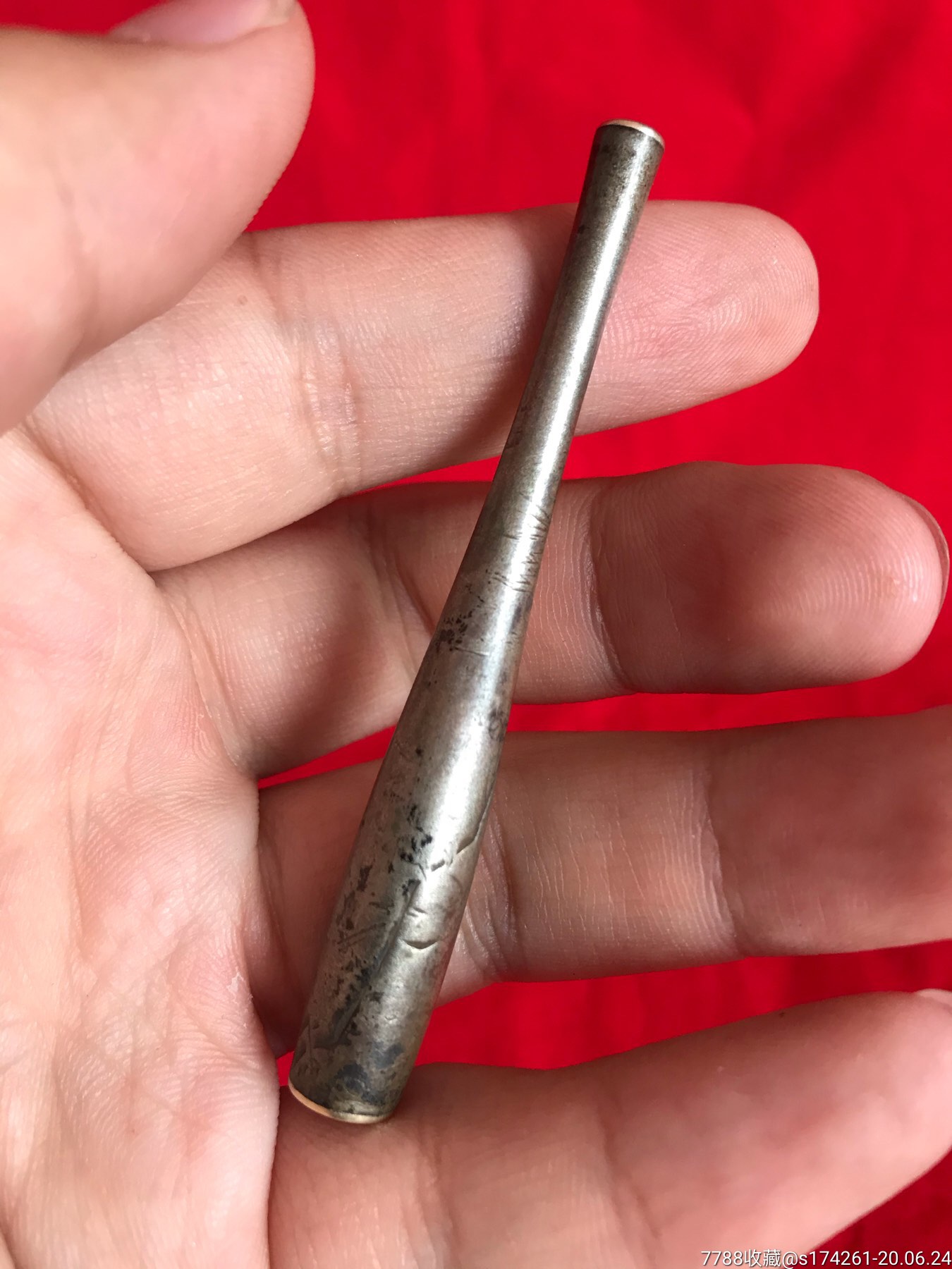 民国纯银满工镶嵌金烟嘴