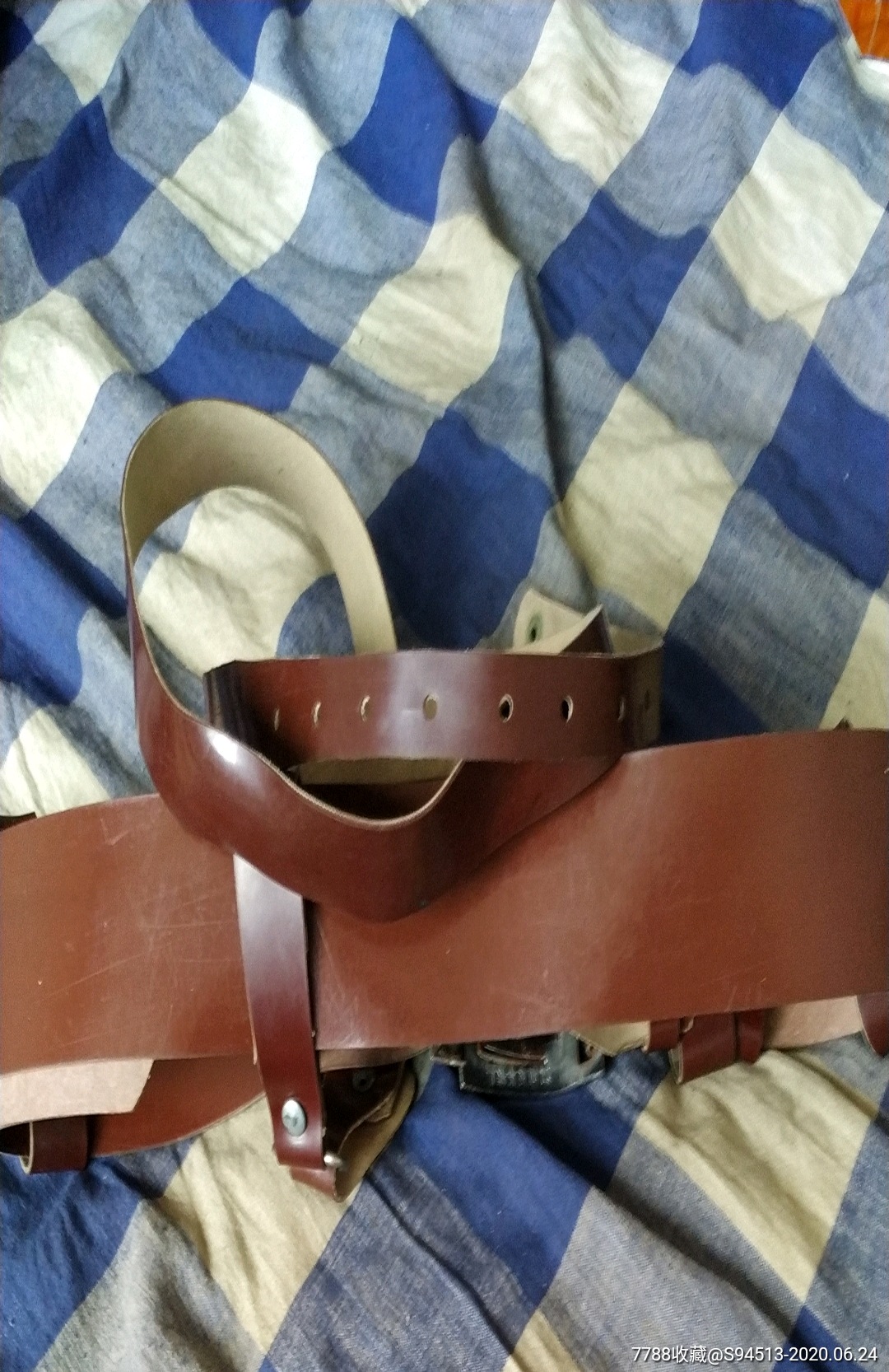 缺一个小件的武用老式人造革英姿武装带