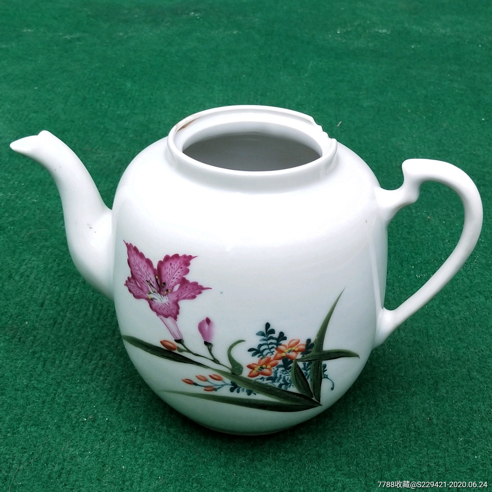 醴陵柴窑瓷器五十年代手绘花卉五彩白瓷茶壶