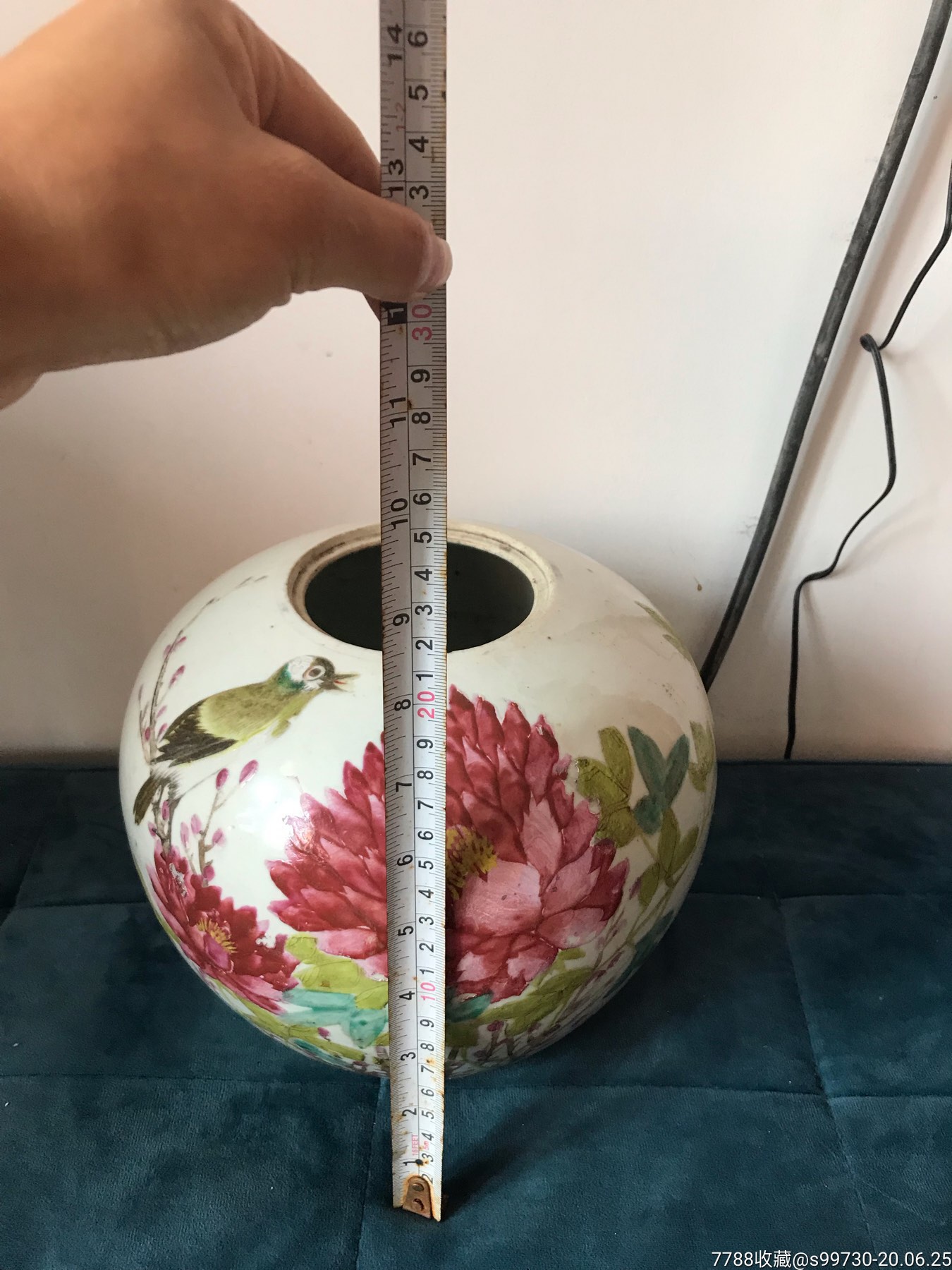 王和太粉彩富贵牡丹花鸟西瓜罐