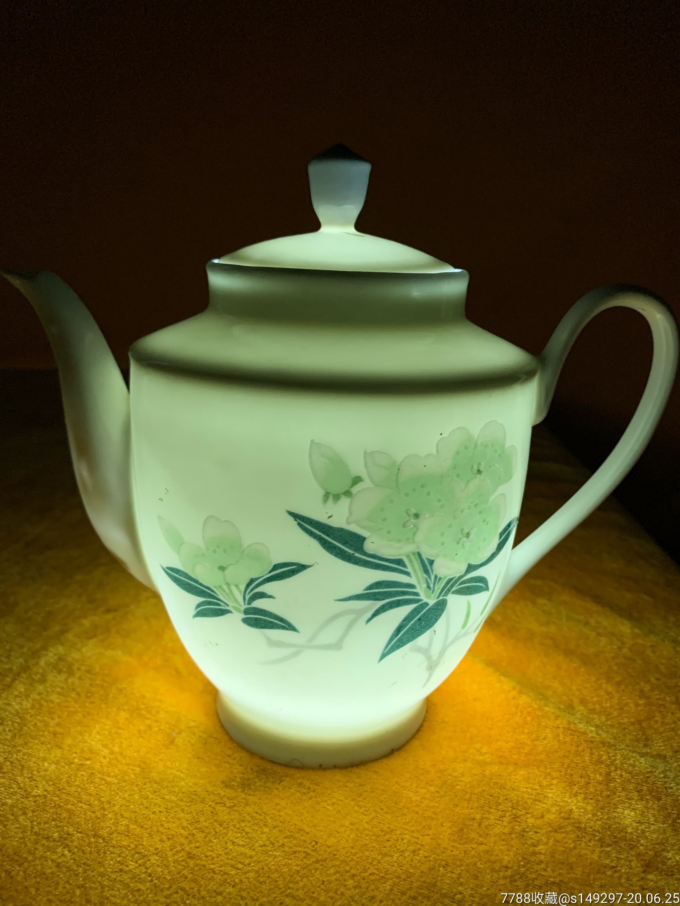 醴陵六七十年代手绘梨花茶壶