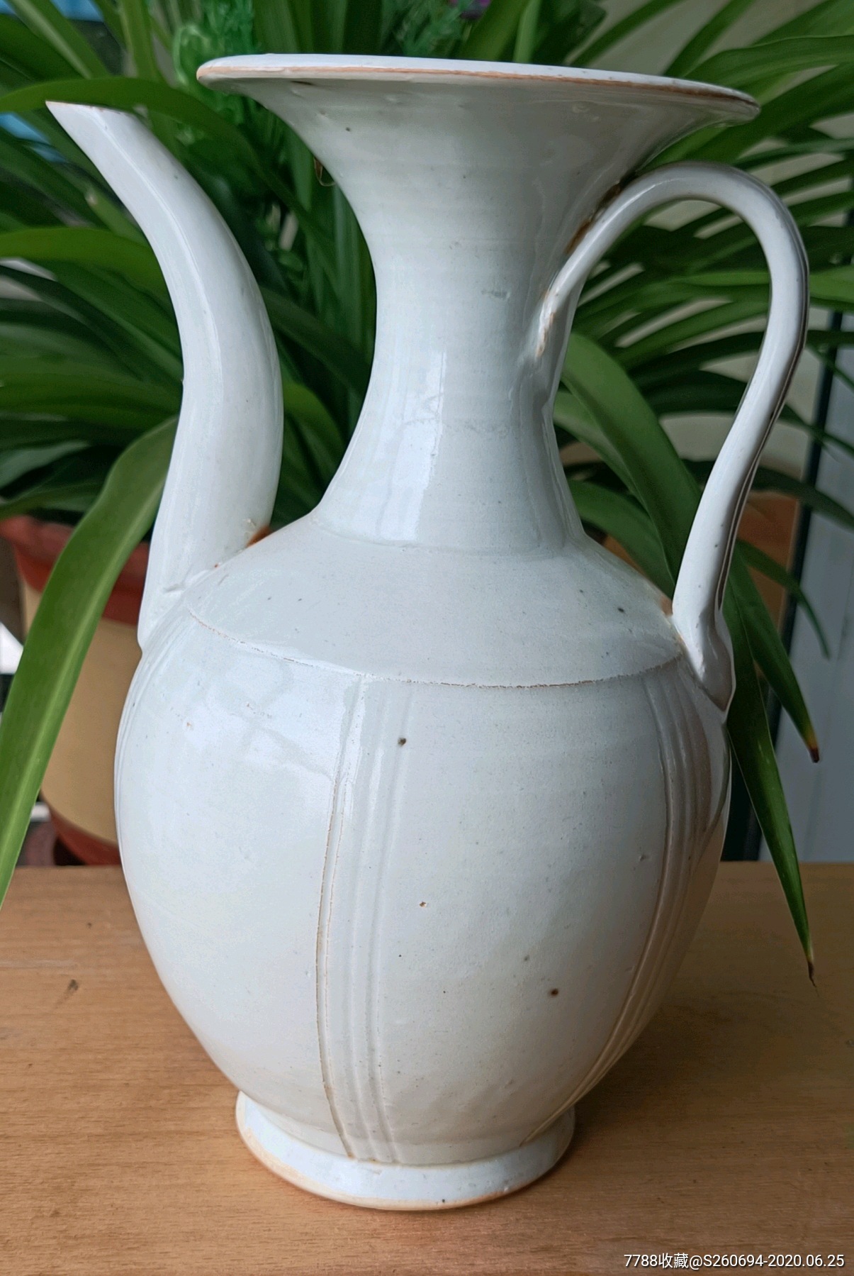 仿湖田窑瓜楞执壶