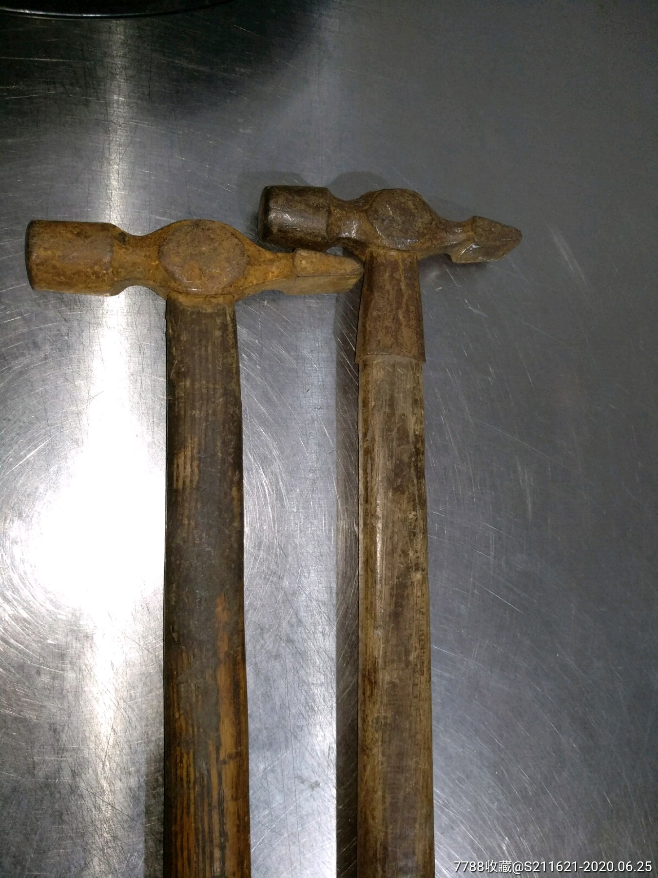 老鸭嘴锤子两个